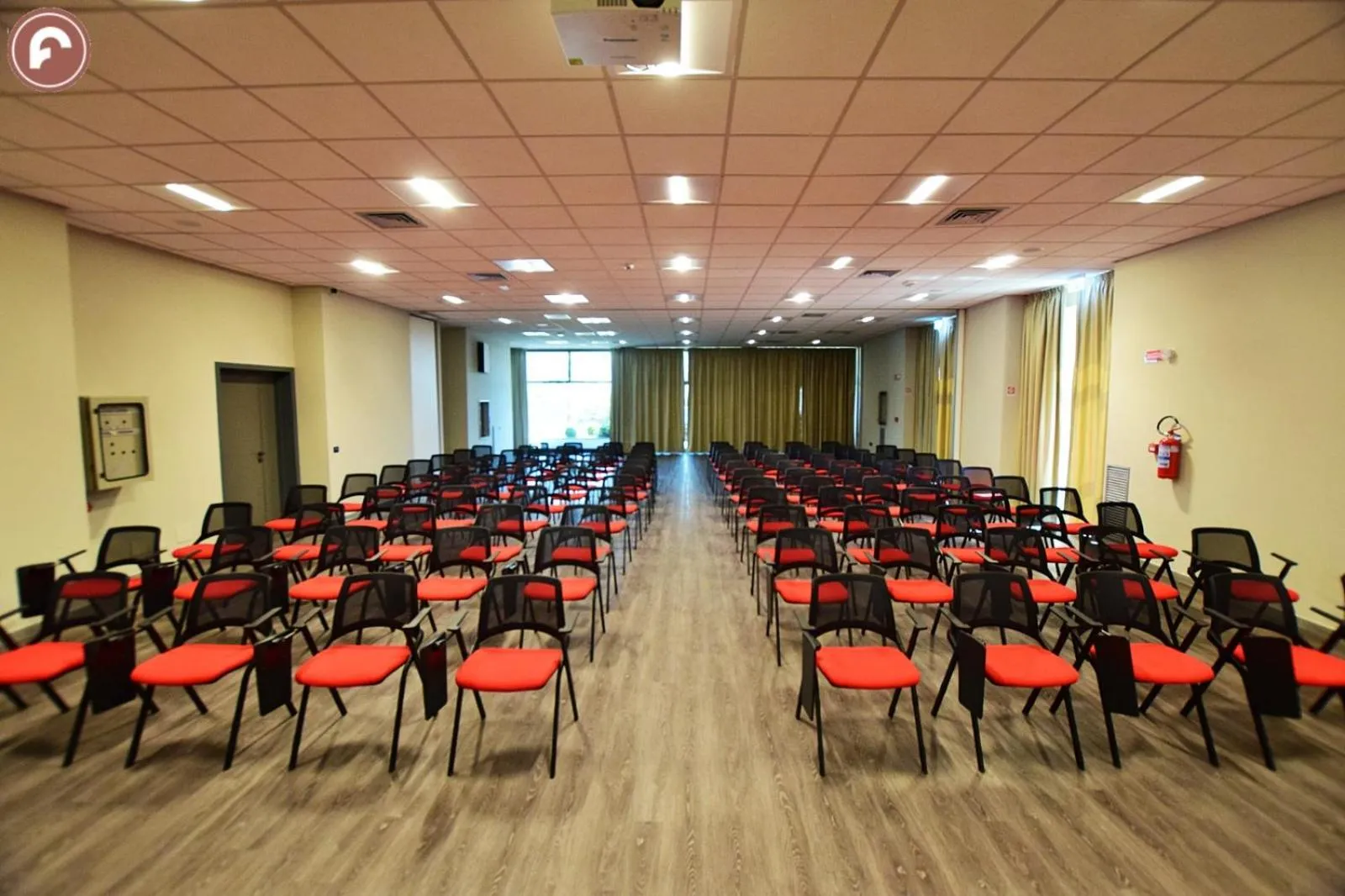 Business facilities in Ferretti MajesticHouse