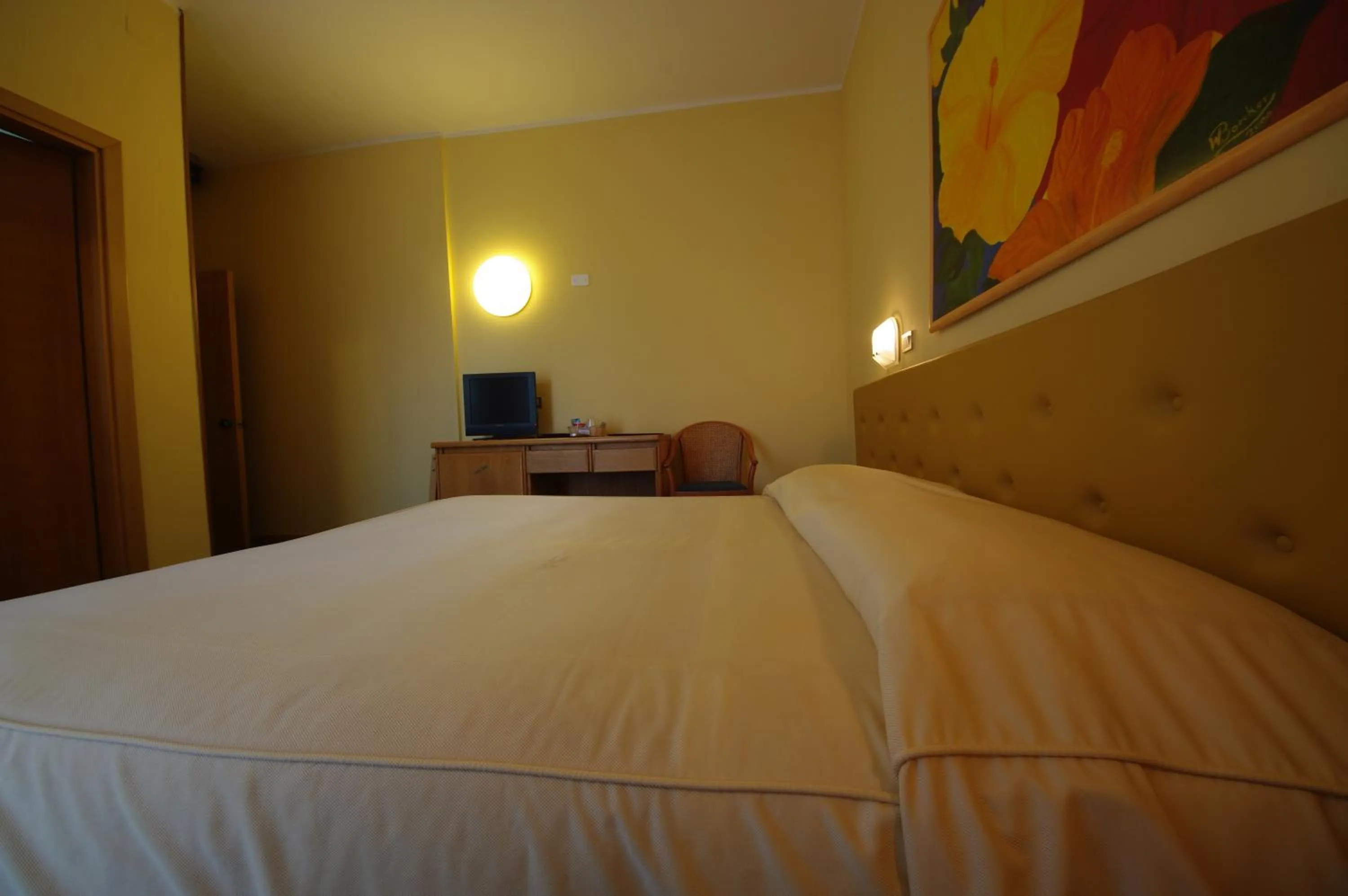 Photo of the whole room, Bed in Hotel Ristorante alla Campagna