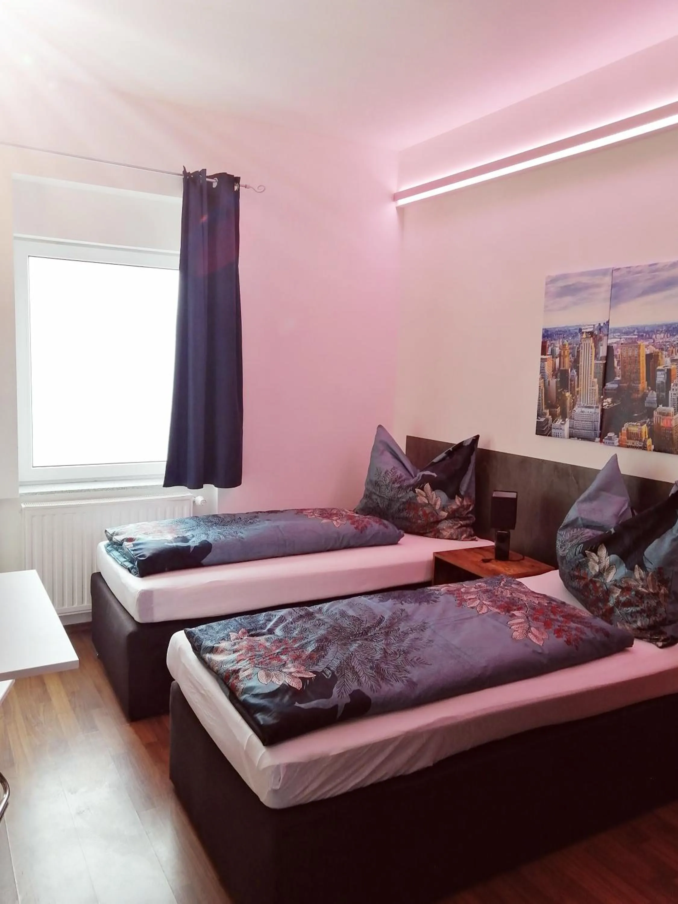 Bed in Motel Graz Ost I Free Parking I Self Check-in