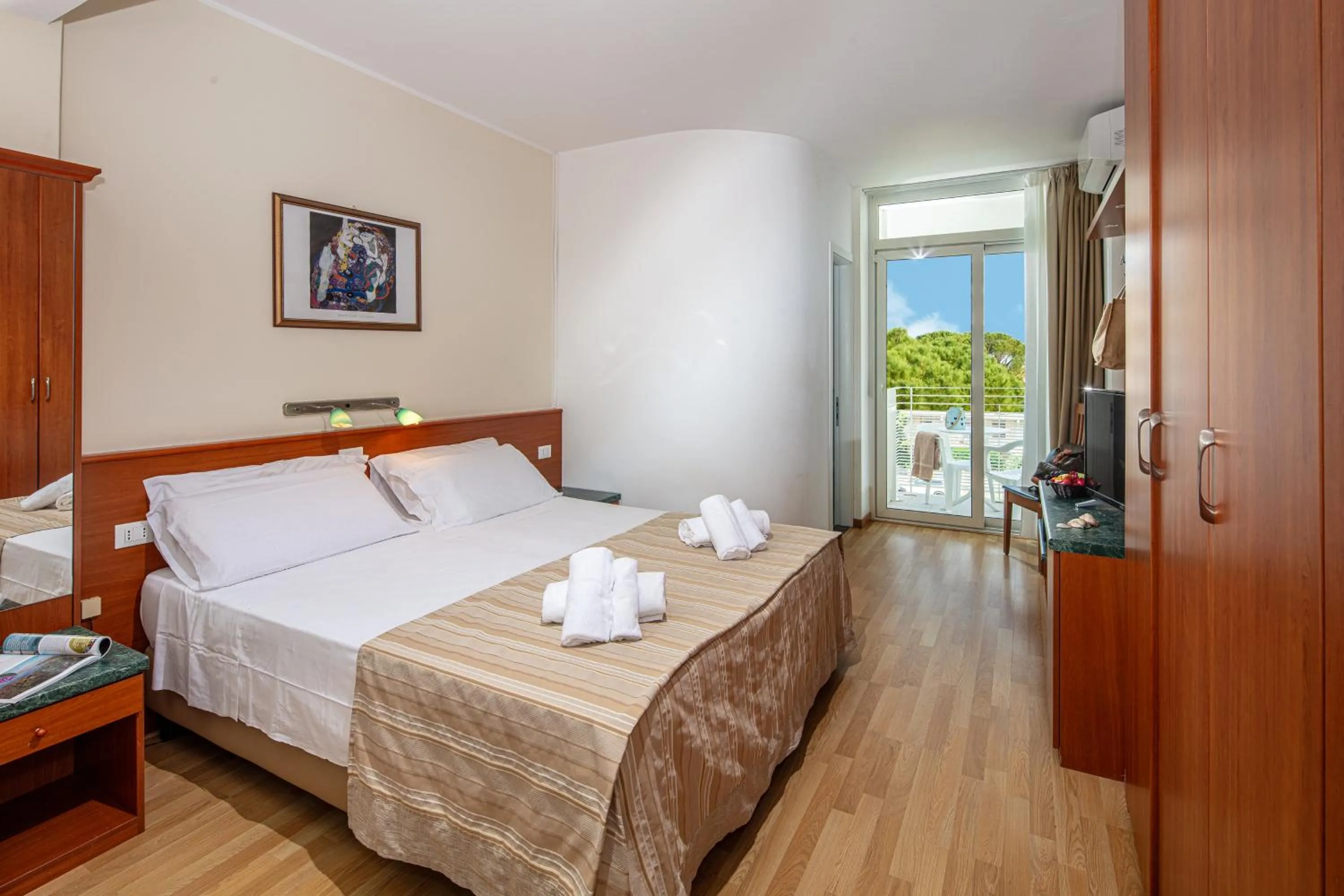 Restaurant/places to eat, Bed in Hotel Bembo