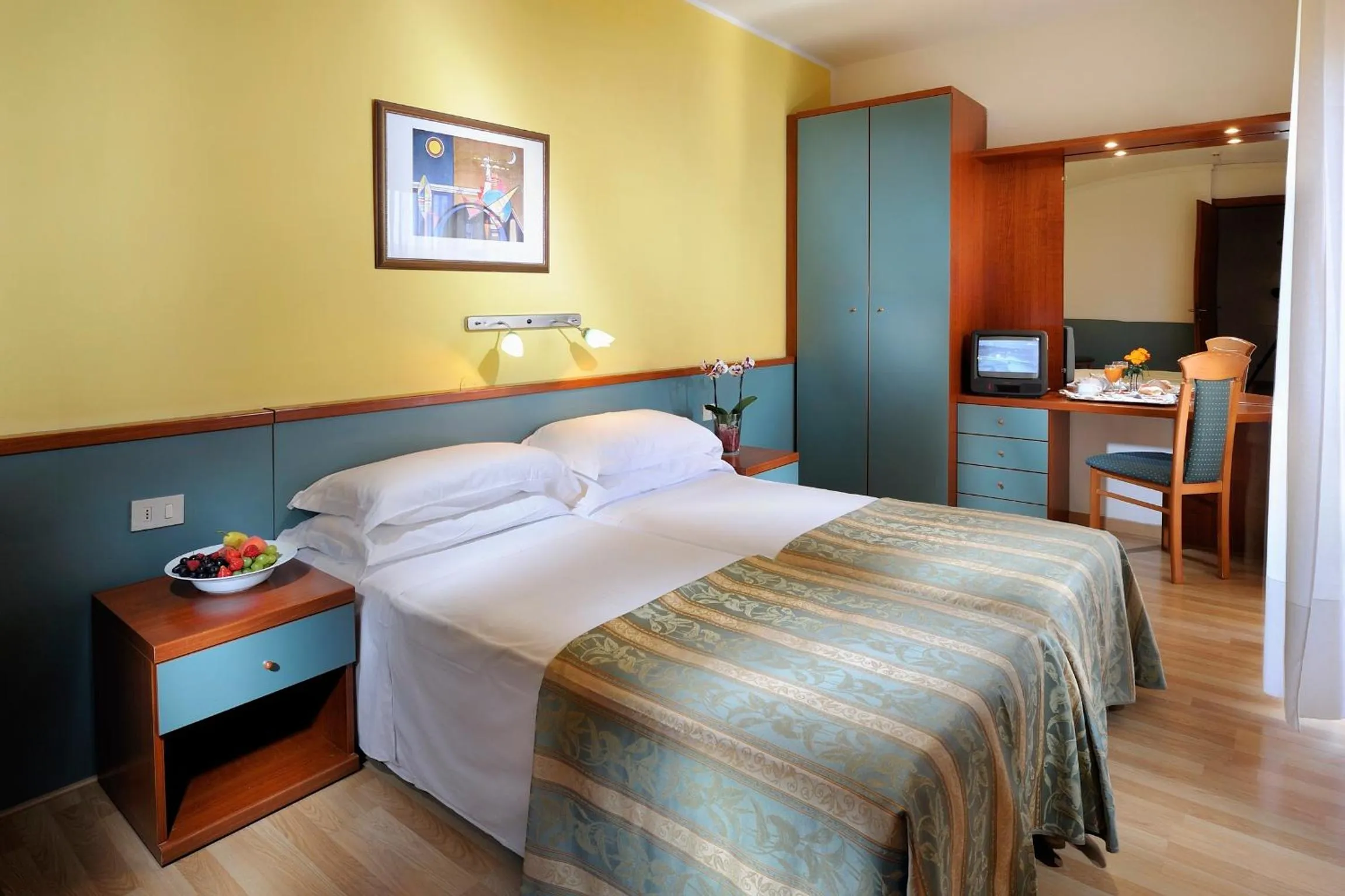 Photo of the whole room, Bed in Hotel Bembo