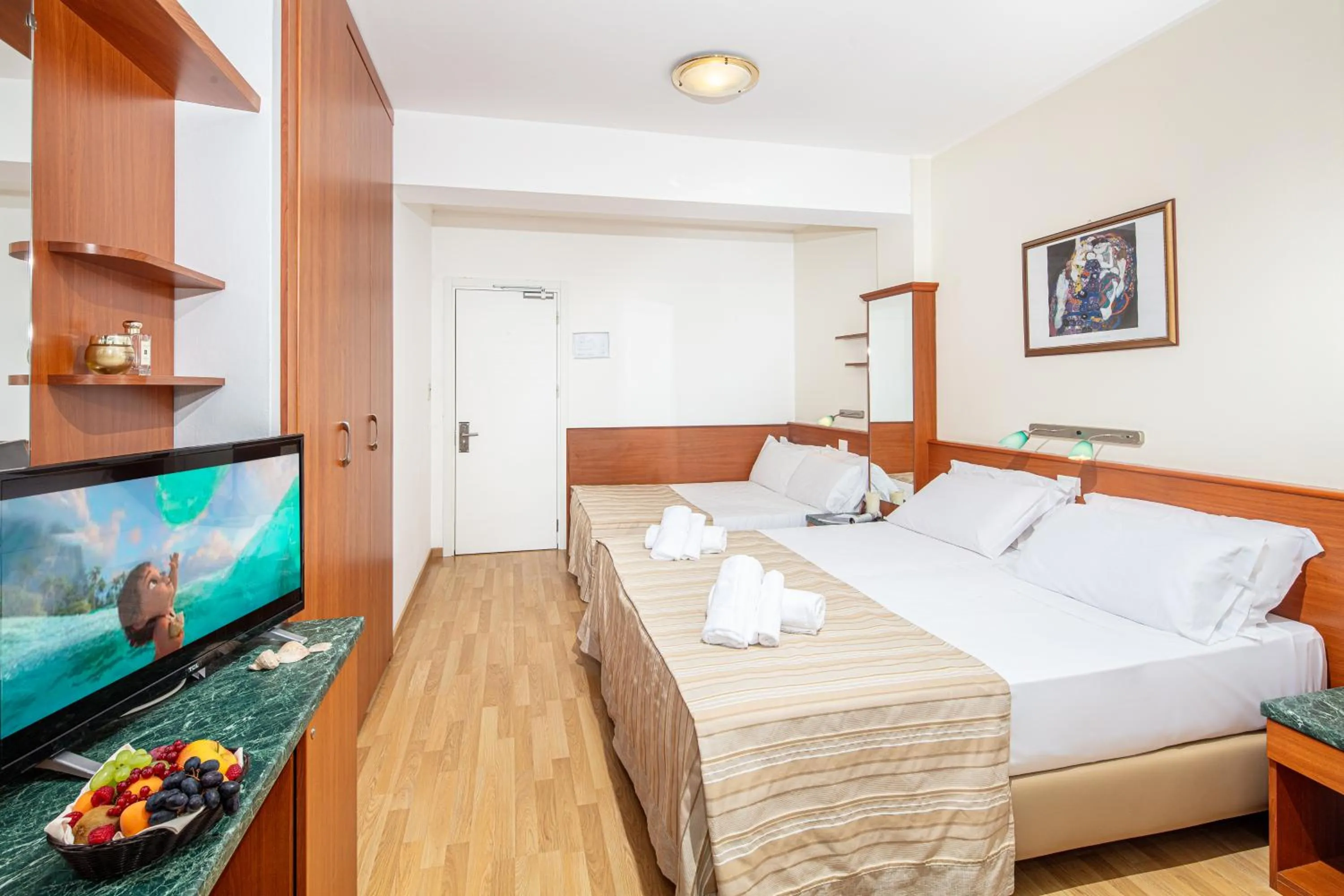 Restaurant/places to eat, Bed in Hotel Bembo