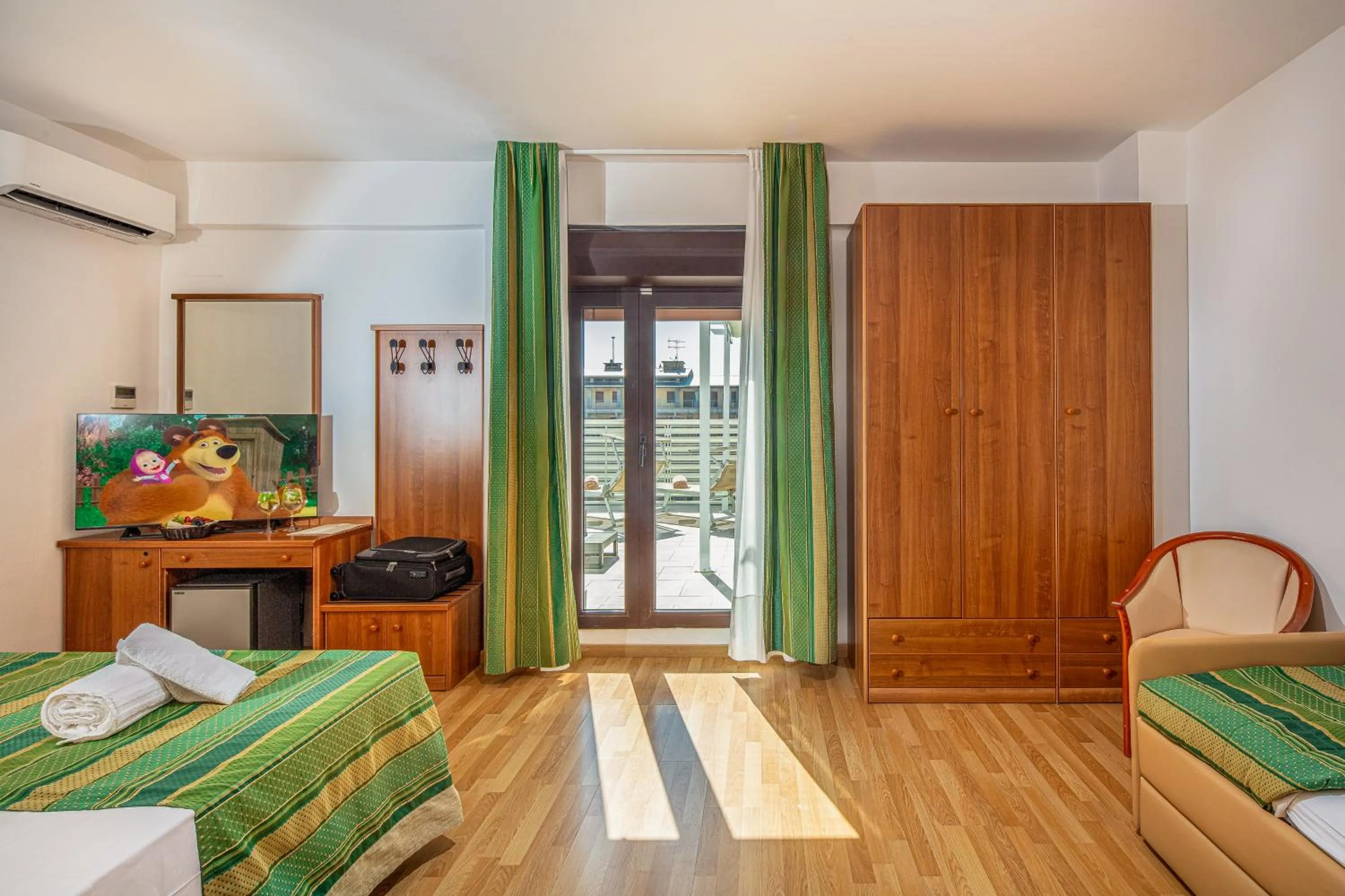 Restaurant/places to eat, Bed in Hotel Bembo