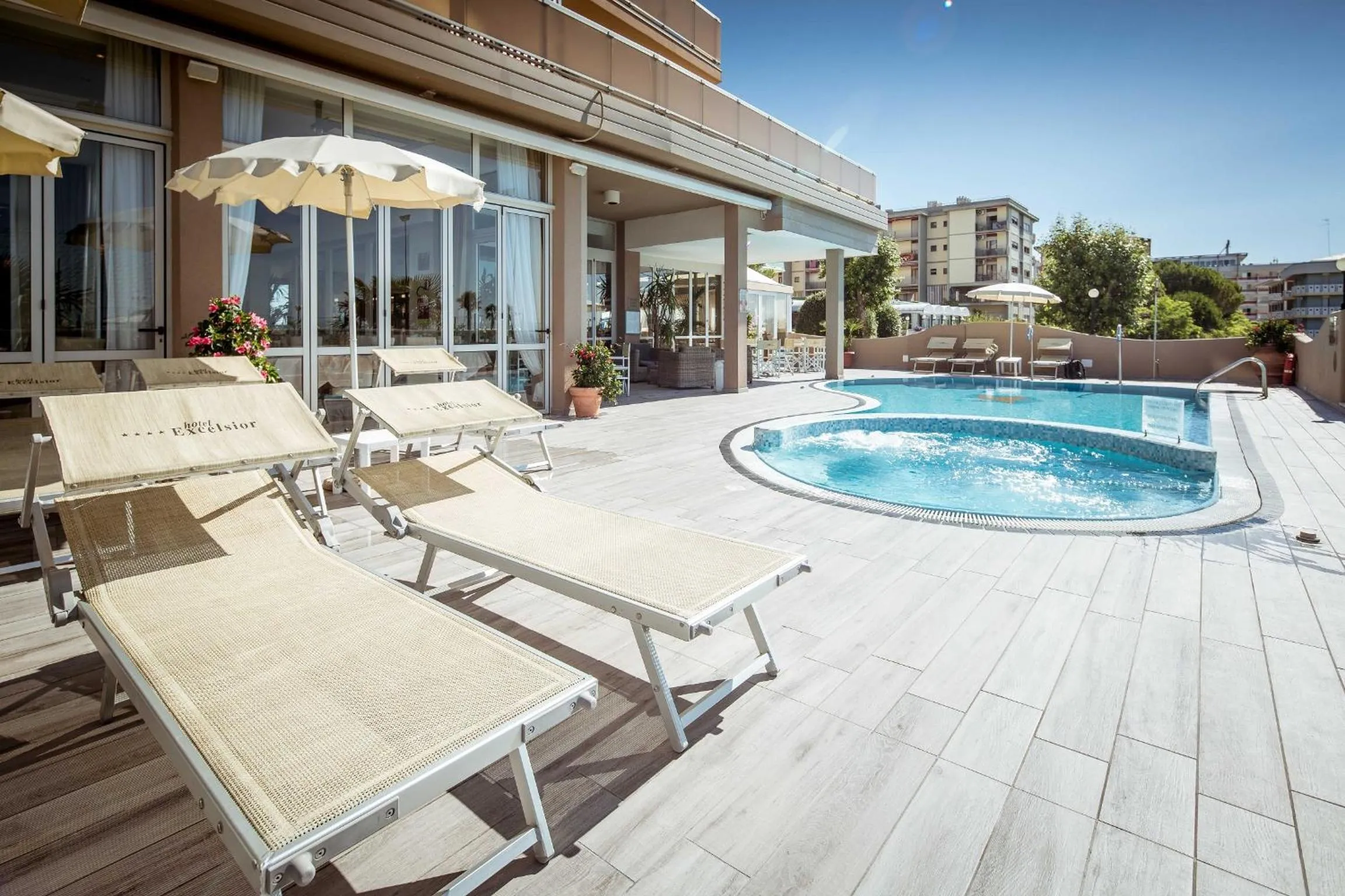 Patio in Hotel Excelsior