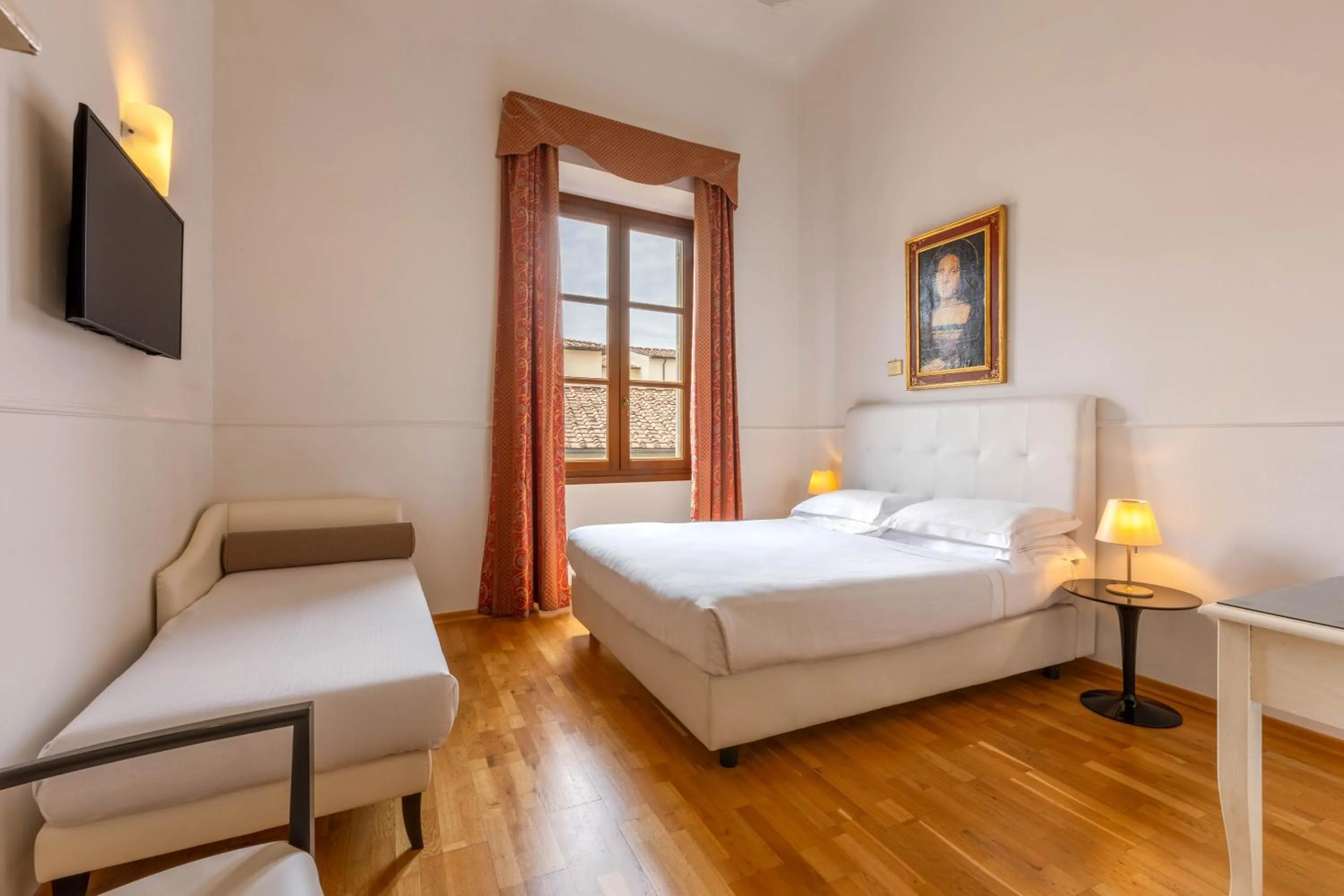 Bedroom, Bed in Relais Hotel Centrale "Dimora Storica"