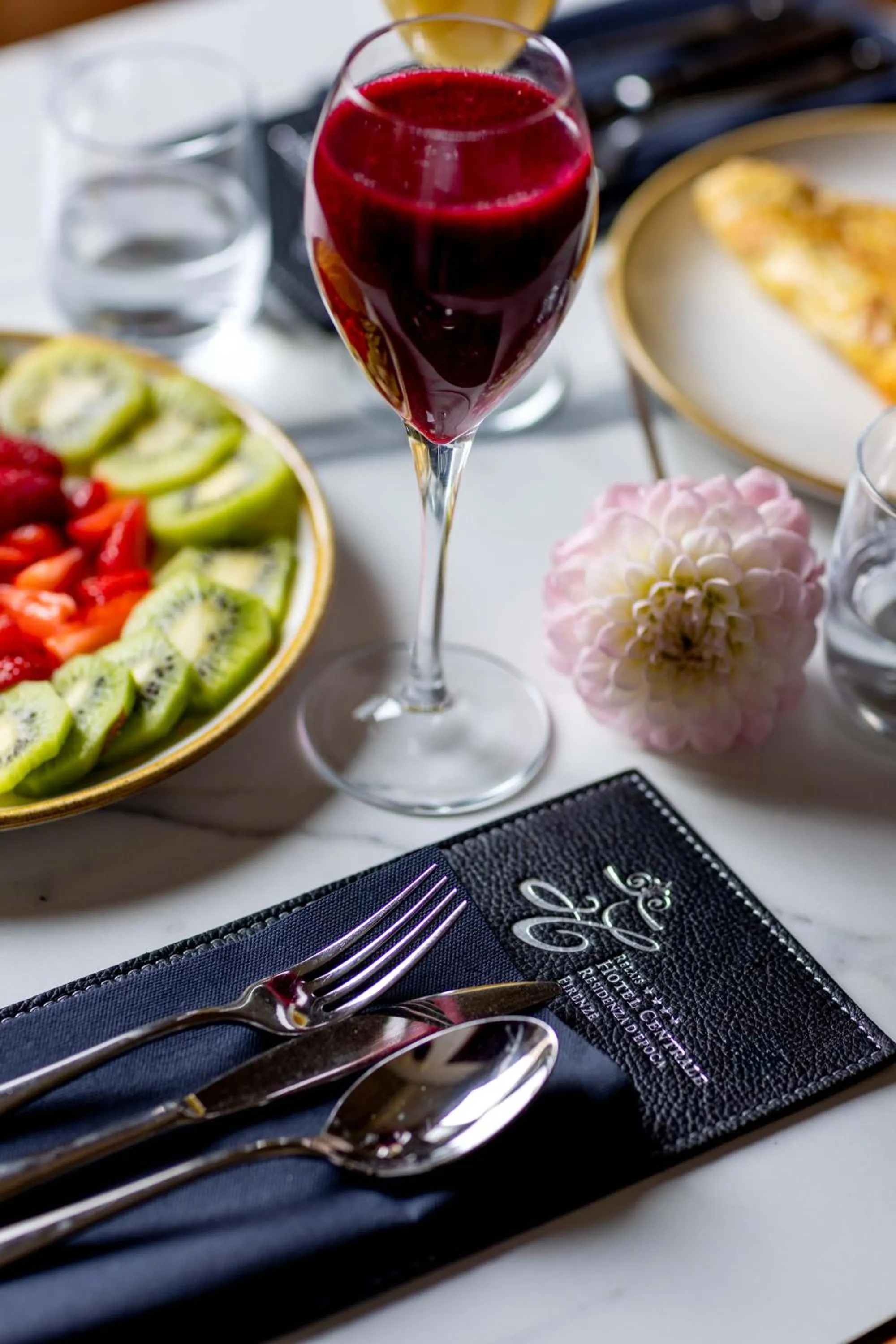 Breakfast in Relais Hotel Centrale "Dimora Storica"