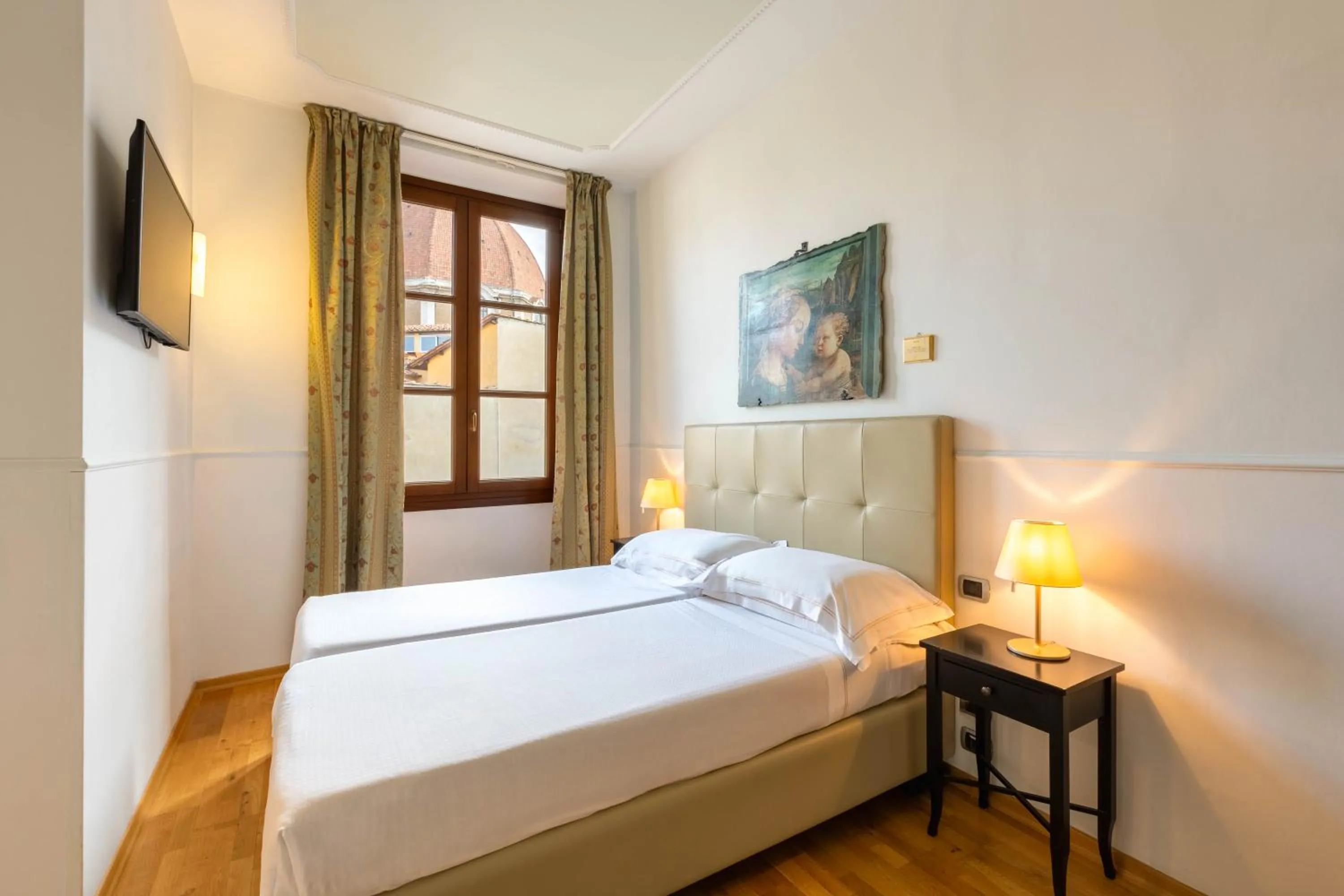 Bedroom, Bed in Relais Hotel Centrale "Dimora Storica"