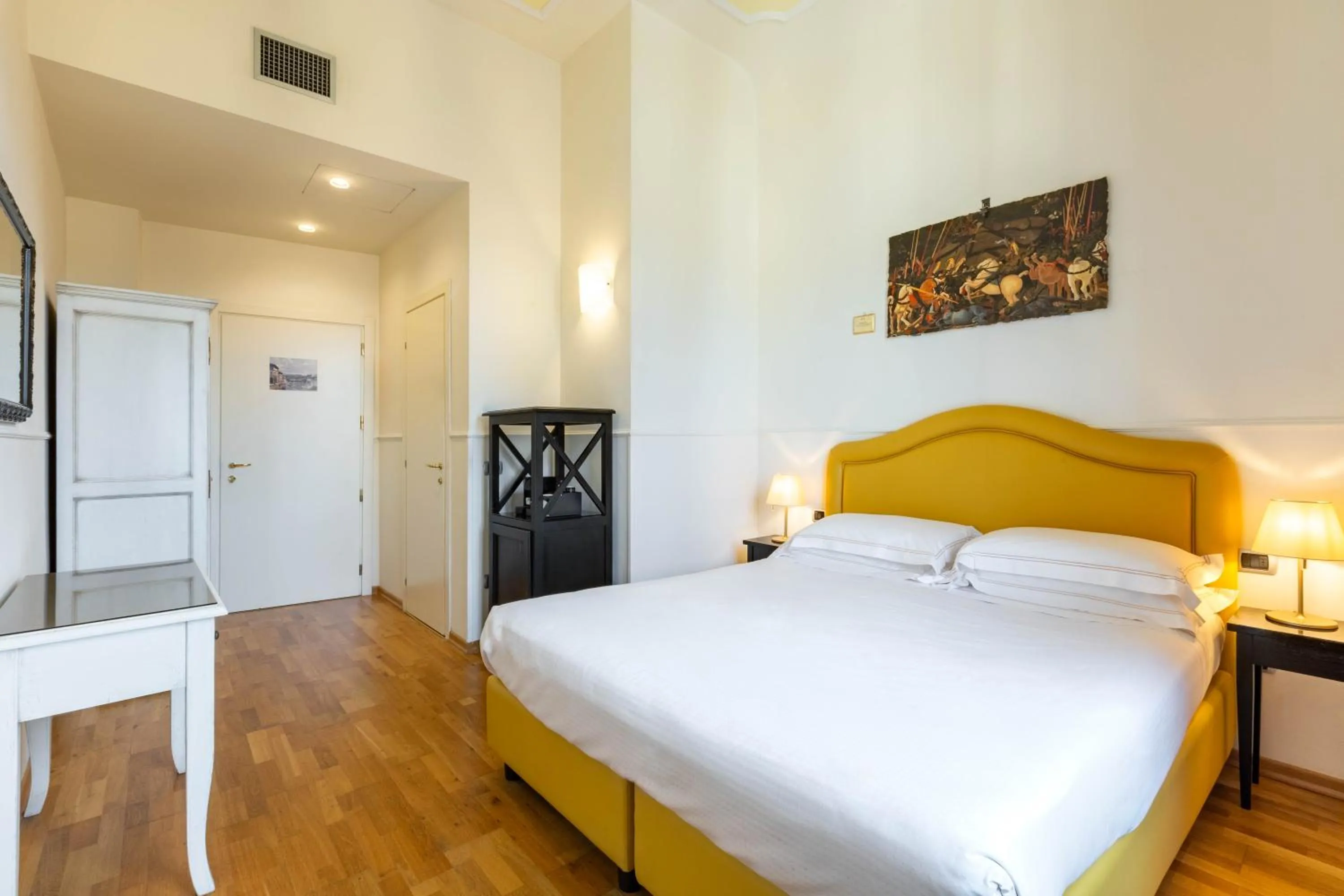 Bedroom, Bed in Relais Hotel Centrale "Dimora Storica"