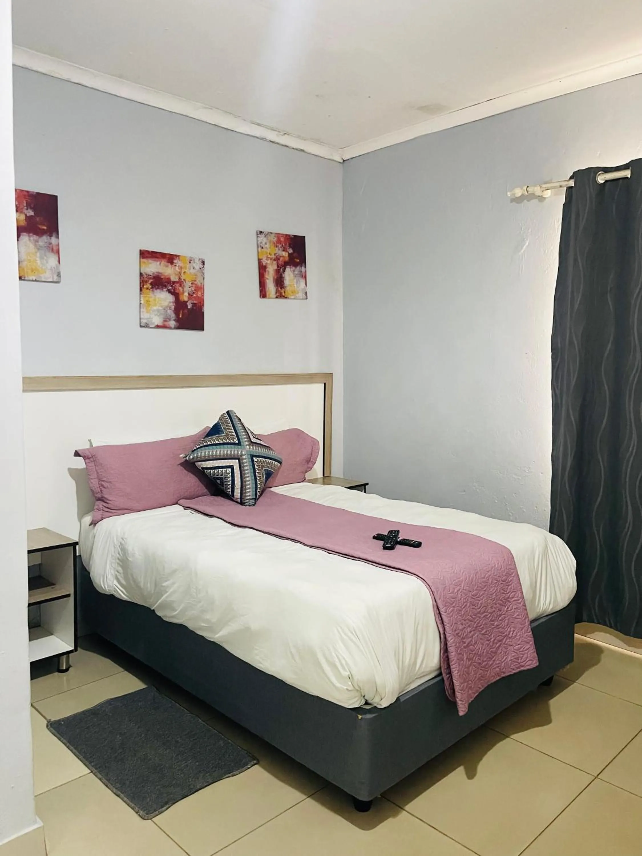 Bed in Legugu Bed and Breakfast