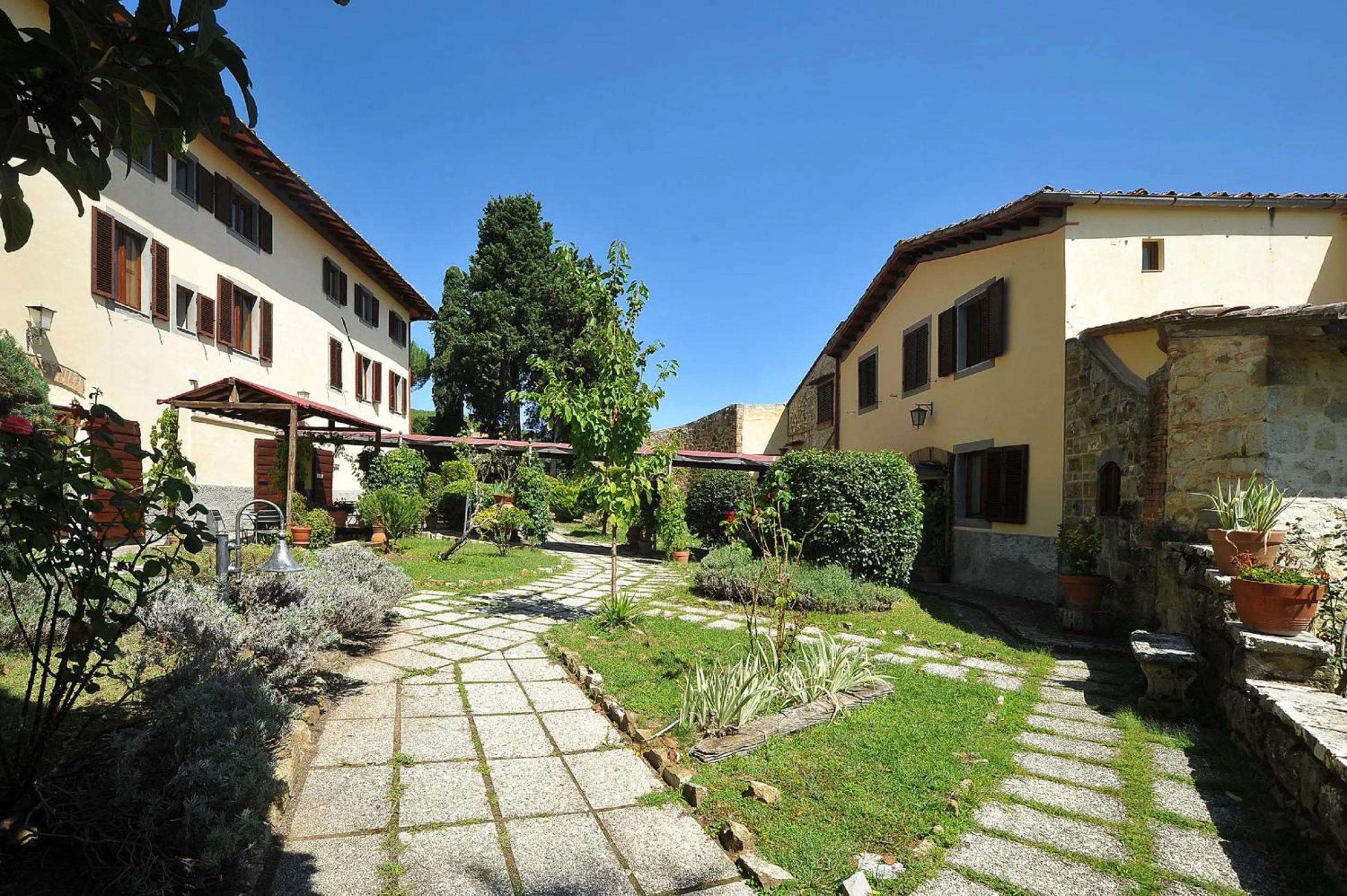Property building in Villa Casafrassi -ONLY ADULTS