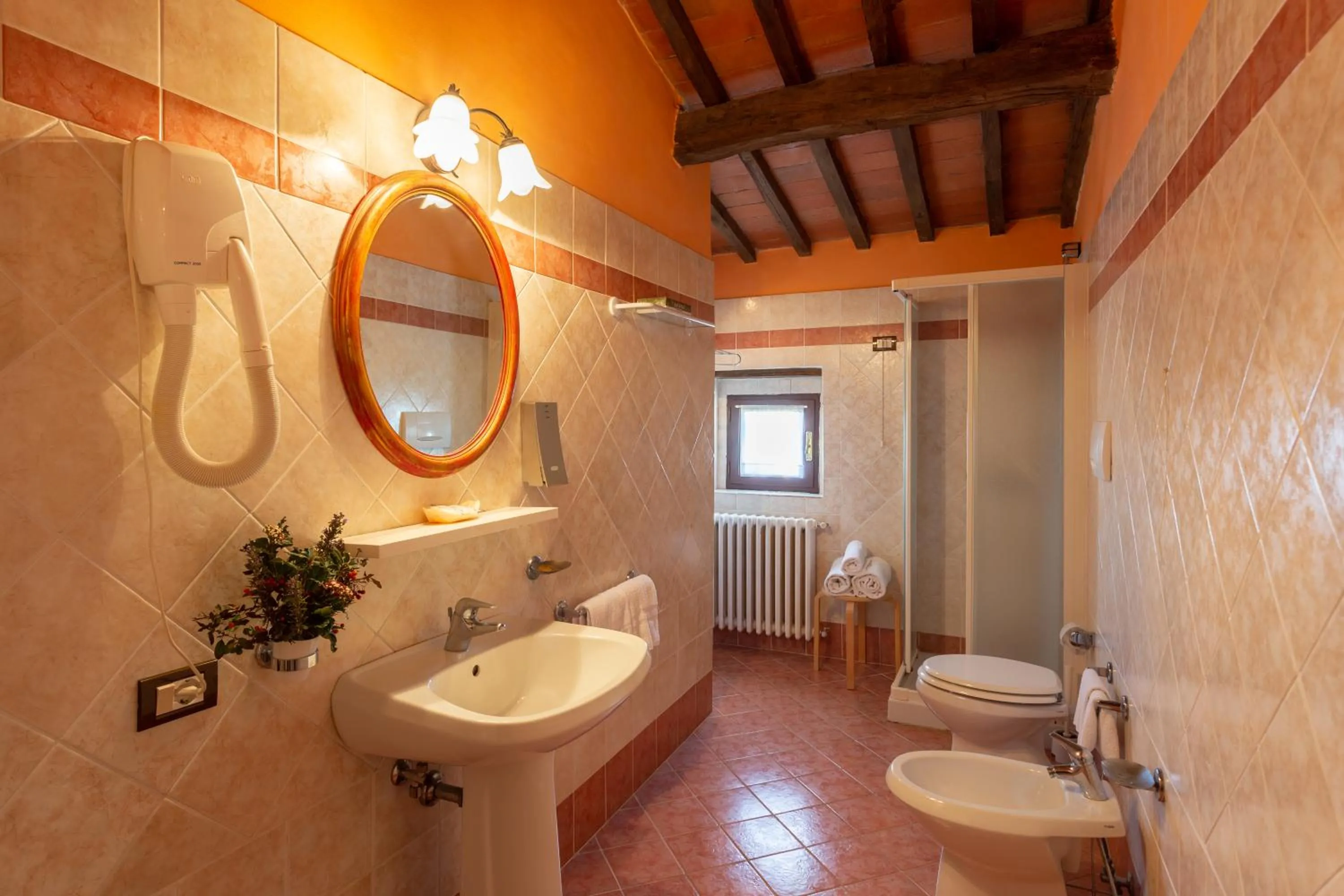 Bathroom in Villa Casafrassi -ONLY ADULTS