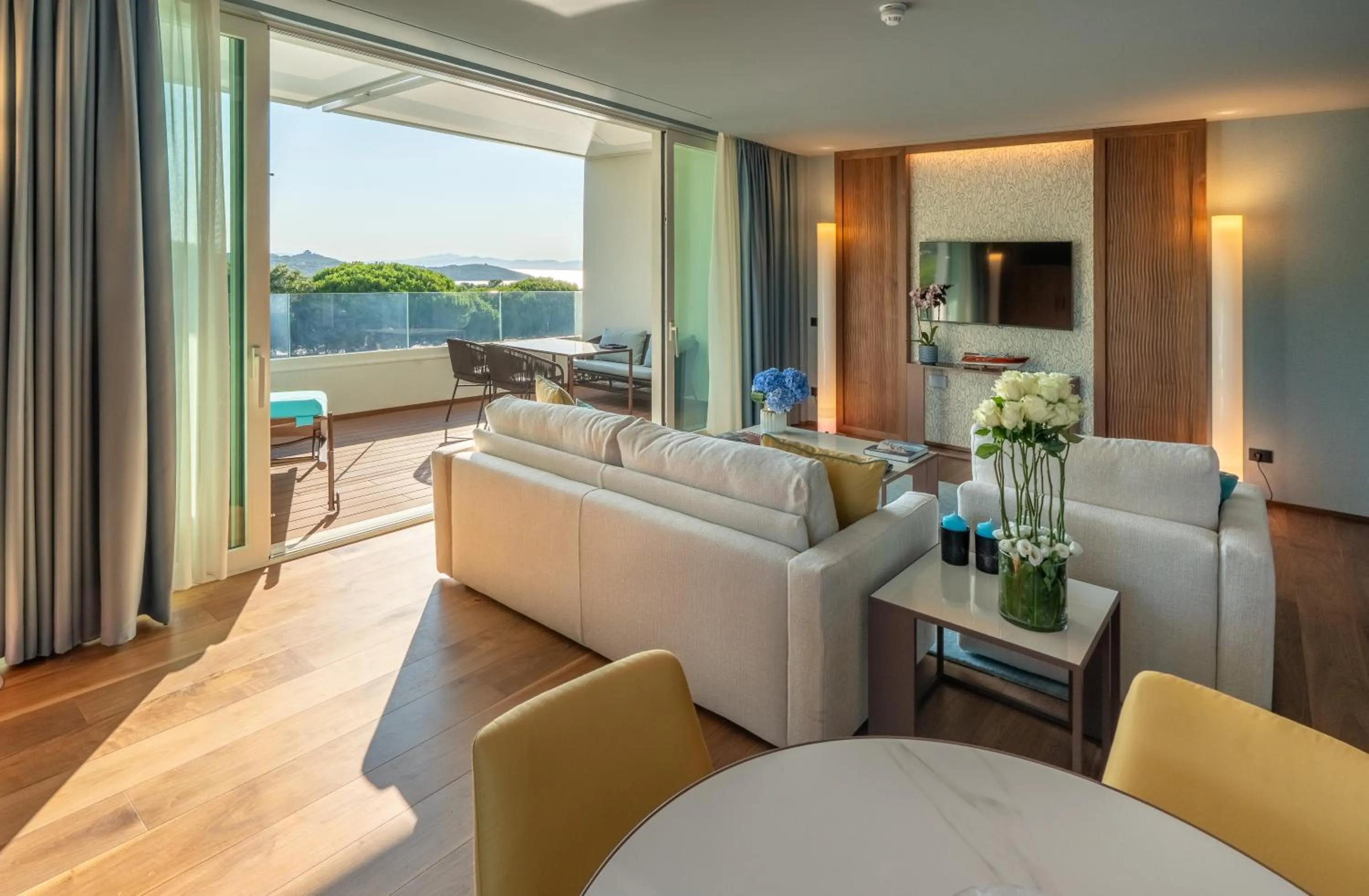 Living room in Gallia Palace Hotel - Relais & Châteaux