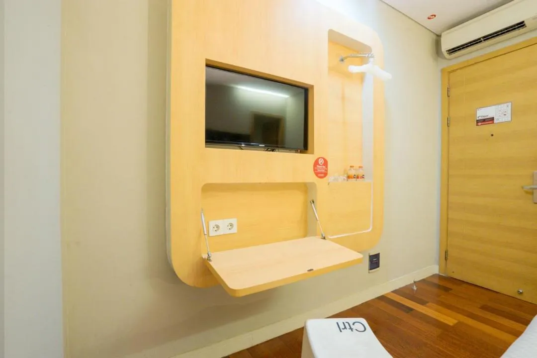 Life Hotel Stasiun Kota Surabaya