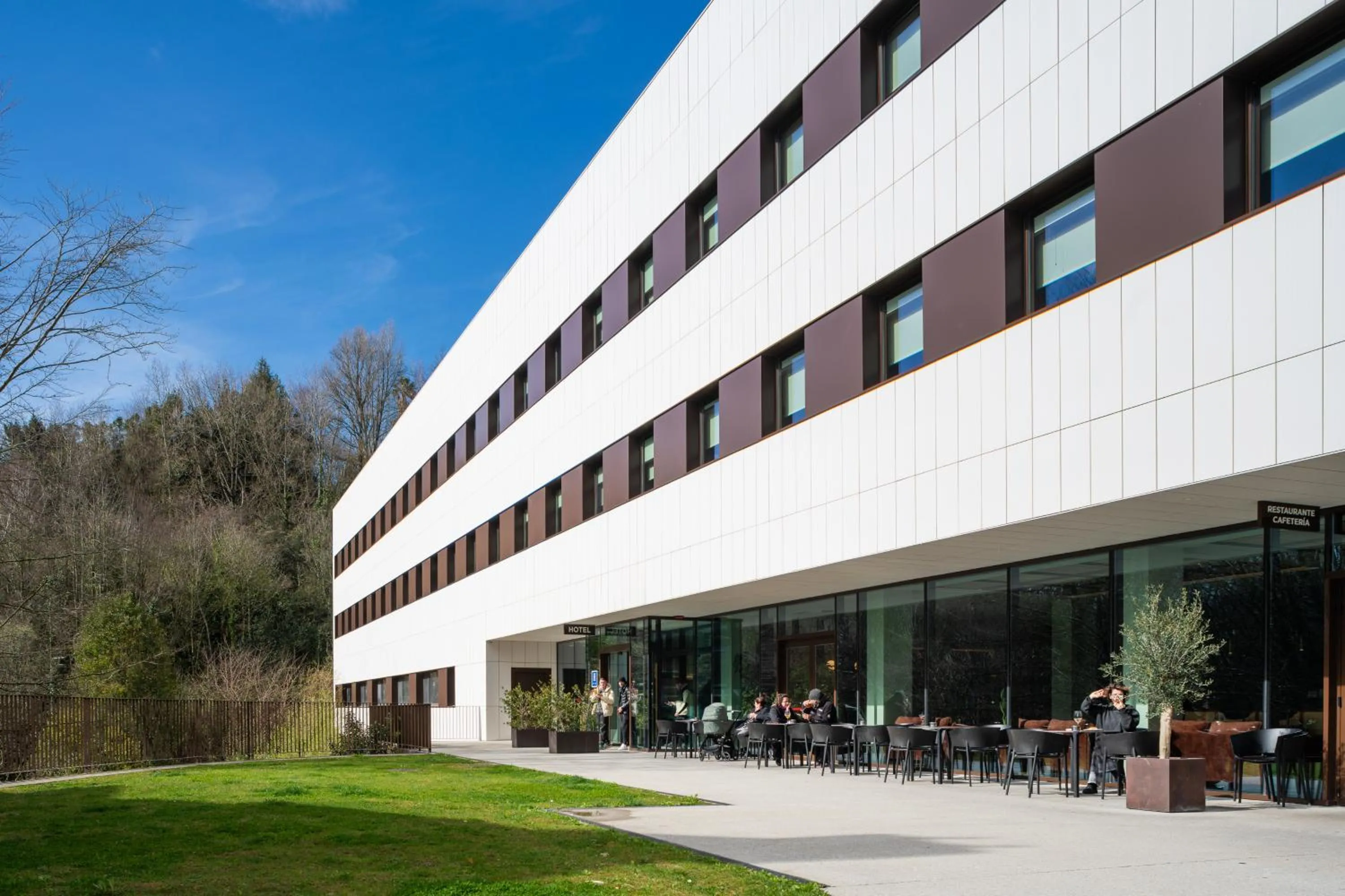 Balcony/Terrace in Leonardo Hotel San Sebastián