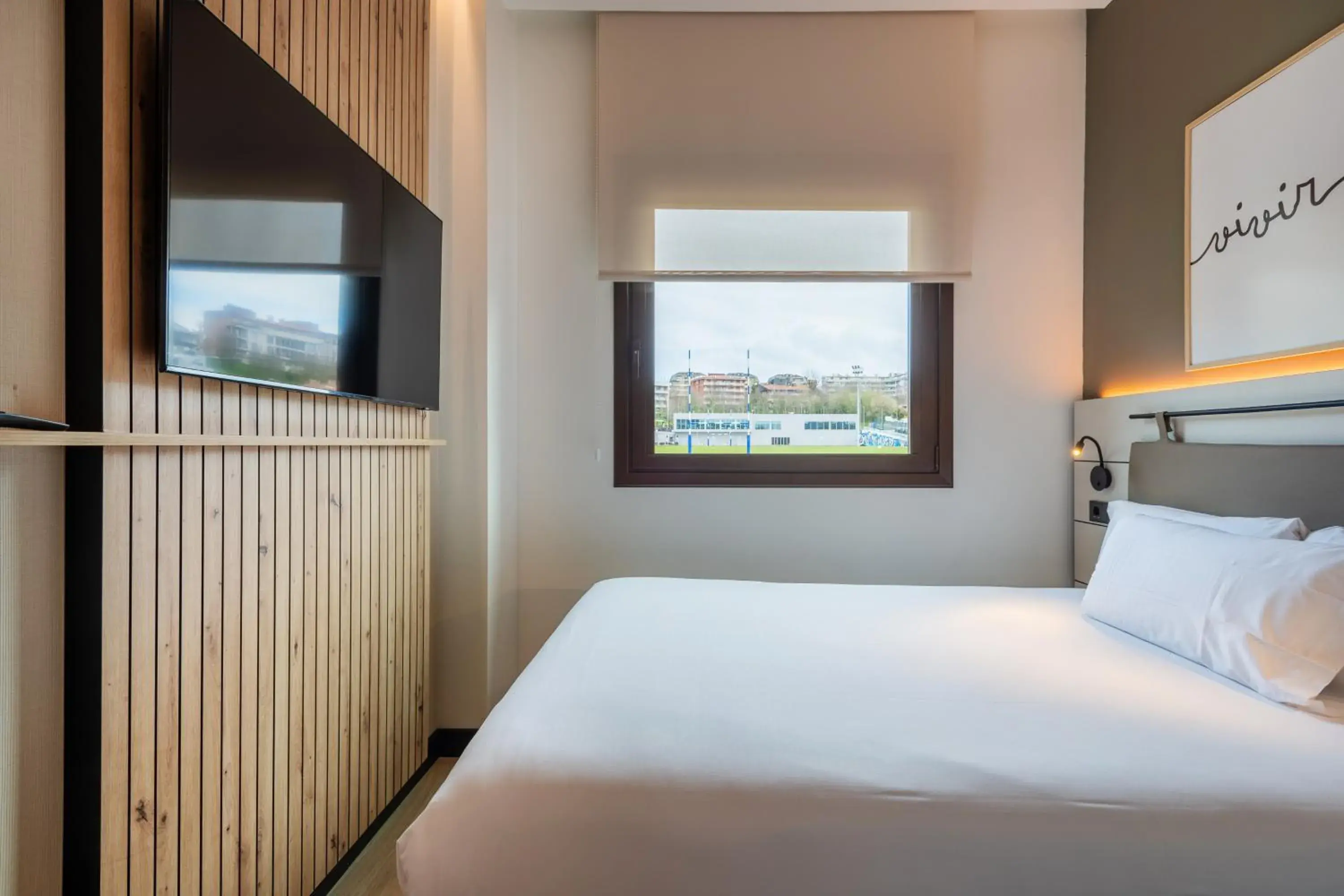 Bed in Leonardo Hotel San Sebastián Bed in Leonardo Hotel San Sebastián