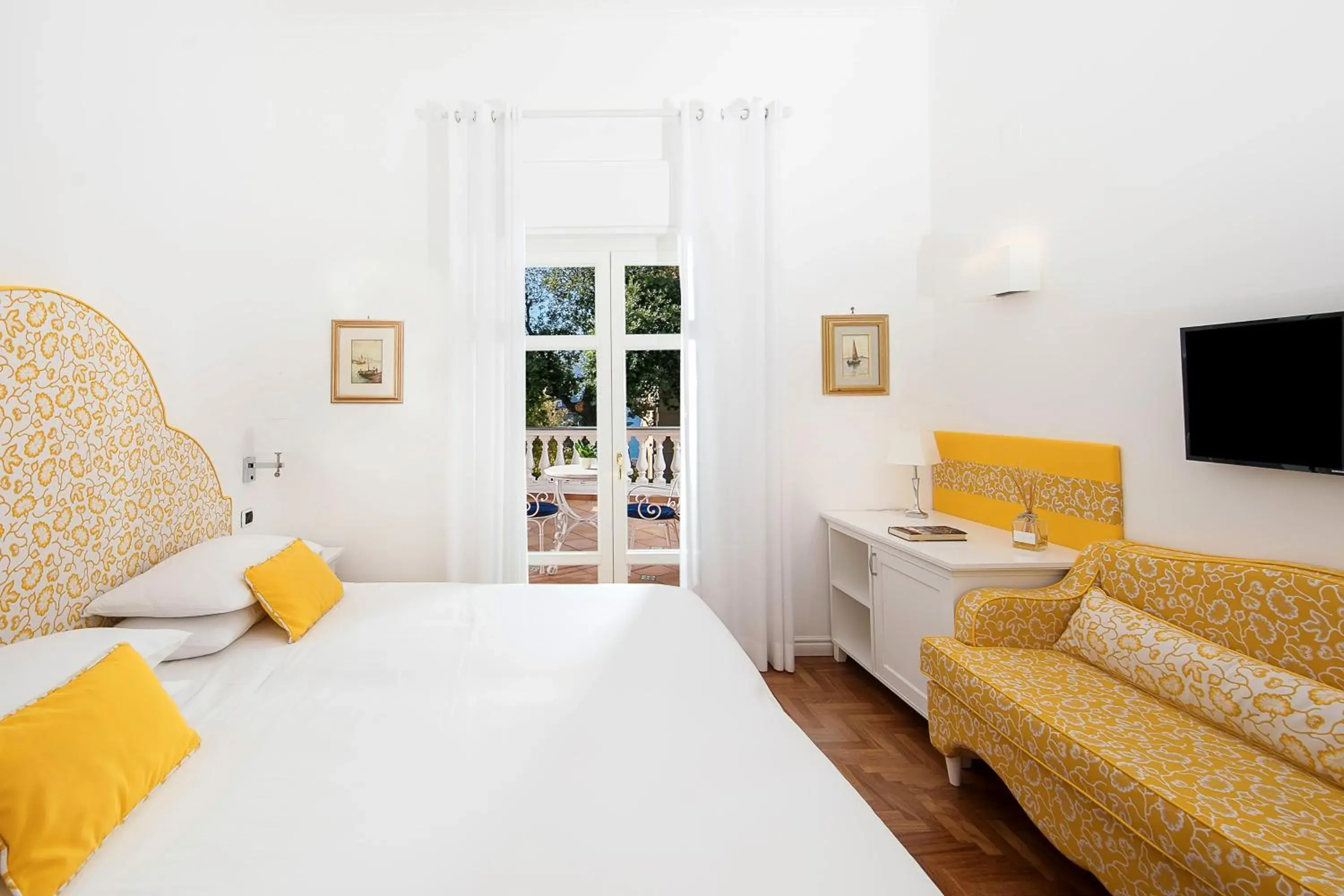 Bed in Hotel Villa Garden Bed in Hotel Villa Garden