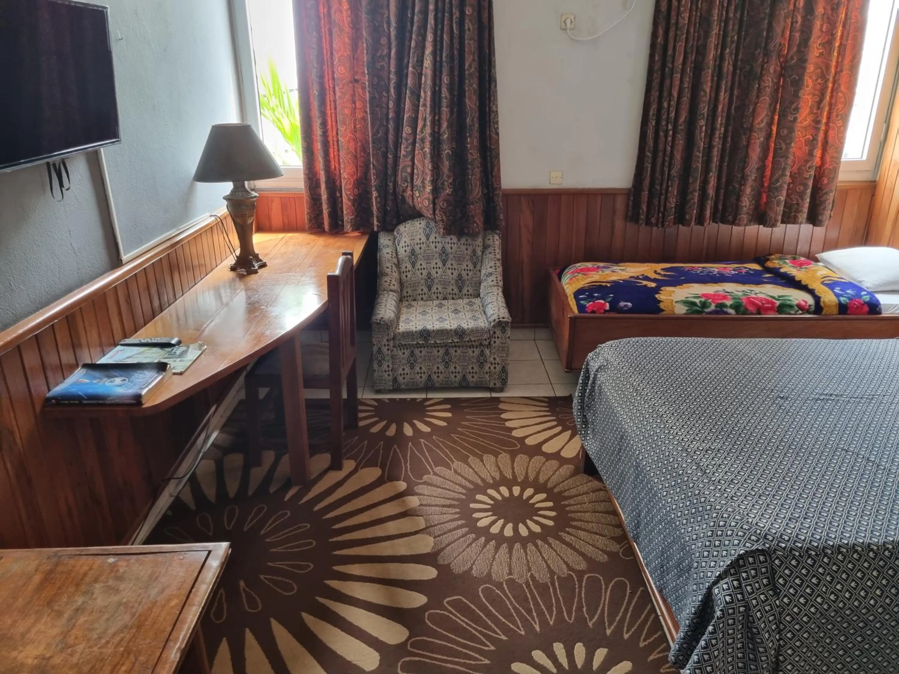 Bedroom, Bed in HOTEL SAFFANA