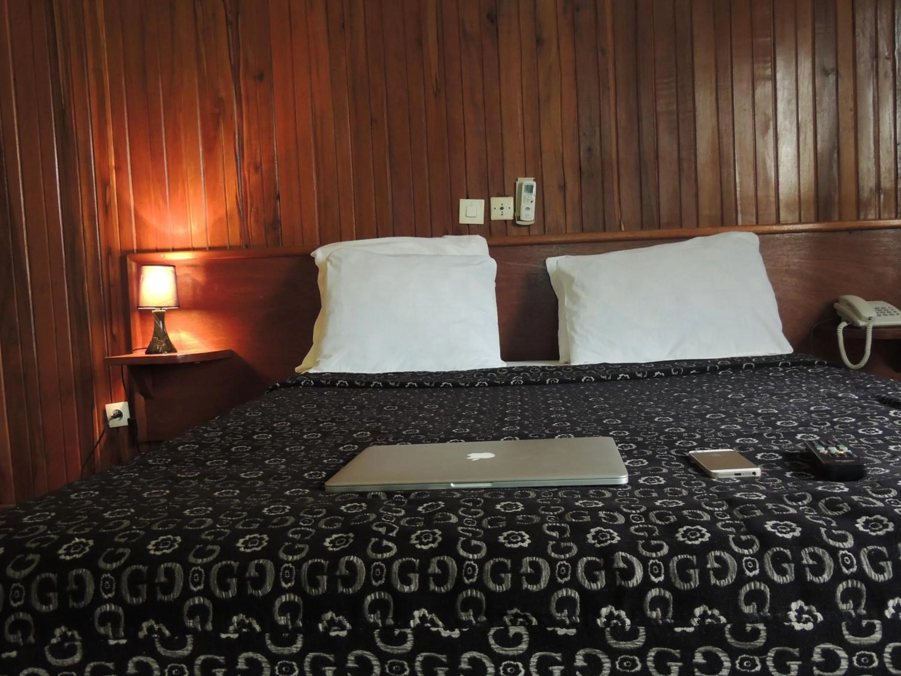 Bedroom, Bed in HOTEL SAFFANA