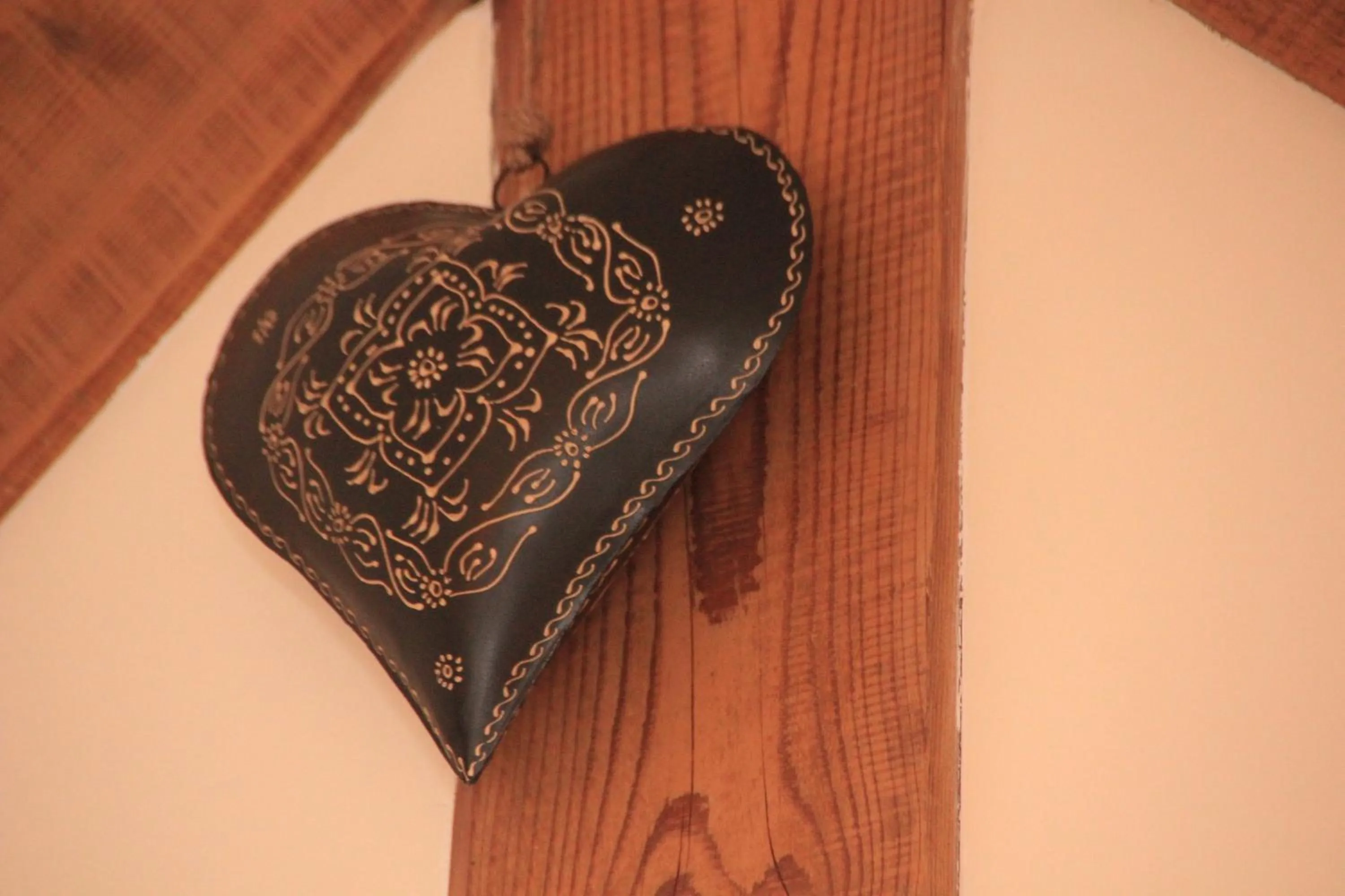 Decorative detail in Au Coeur Des Hôtes