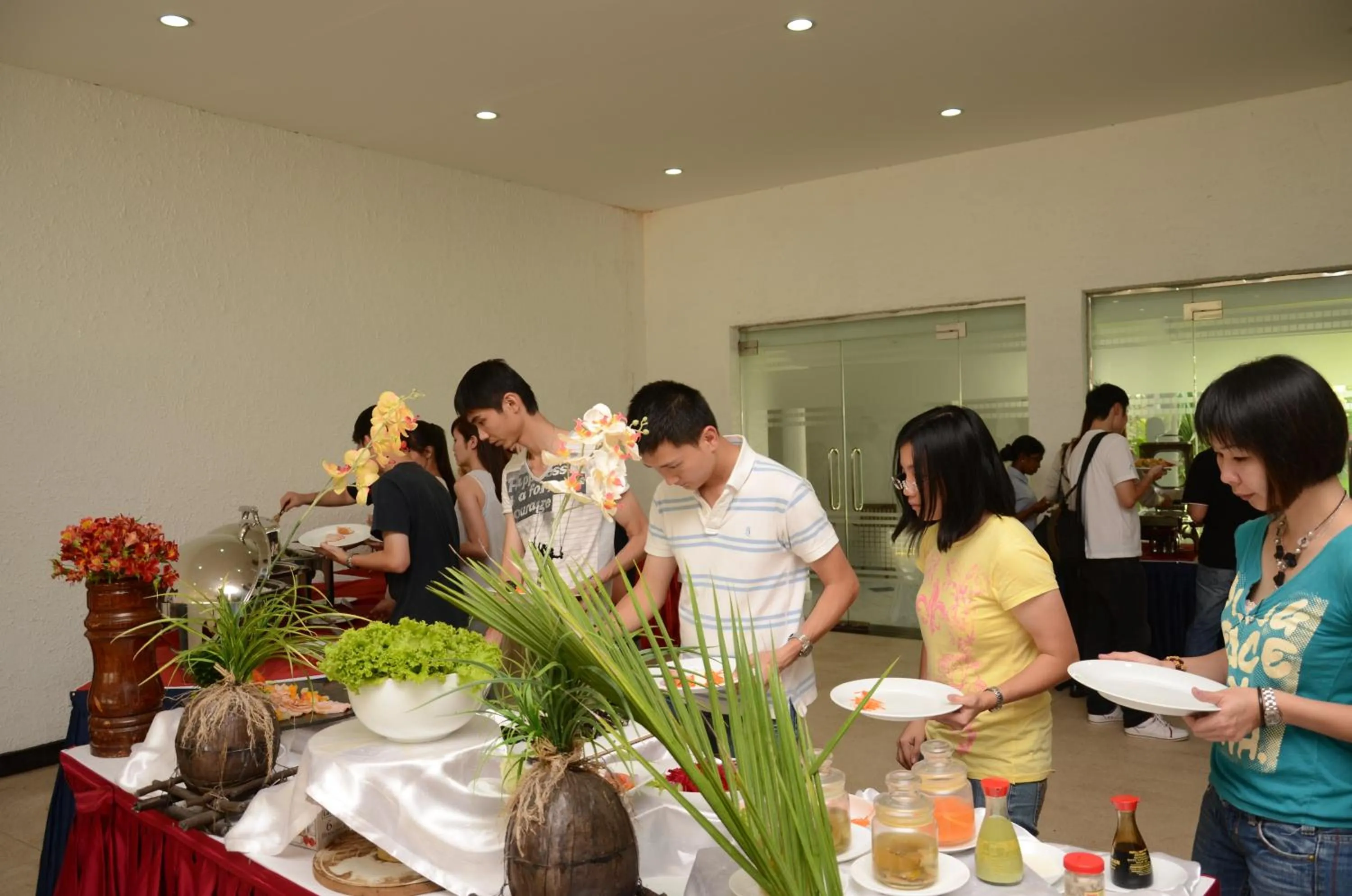 group of guests in Catamaran Beach Hotel