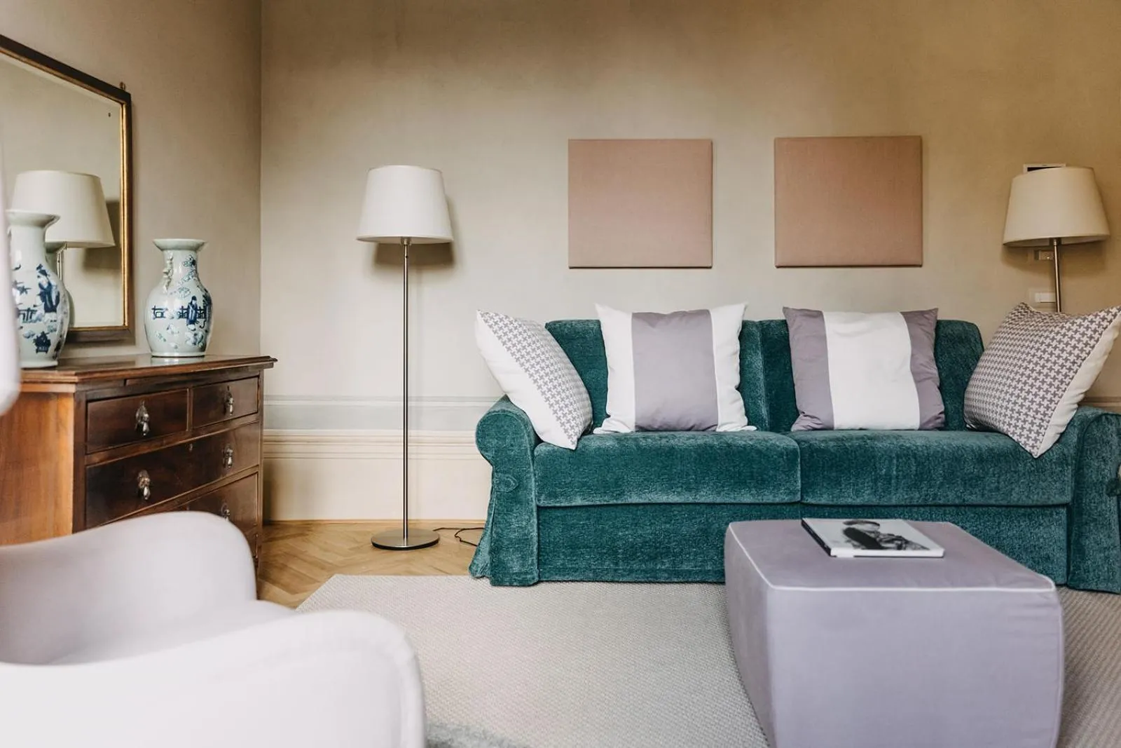 Seating area in Palazzo Feroci - Residenza d'epoca