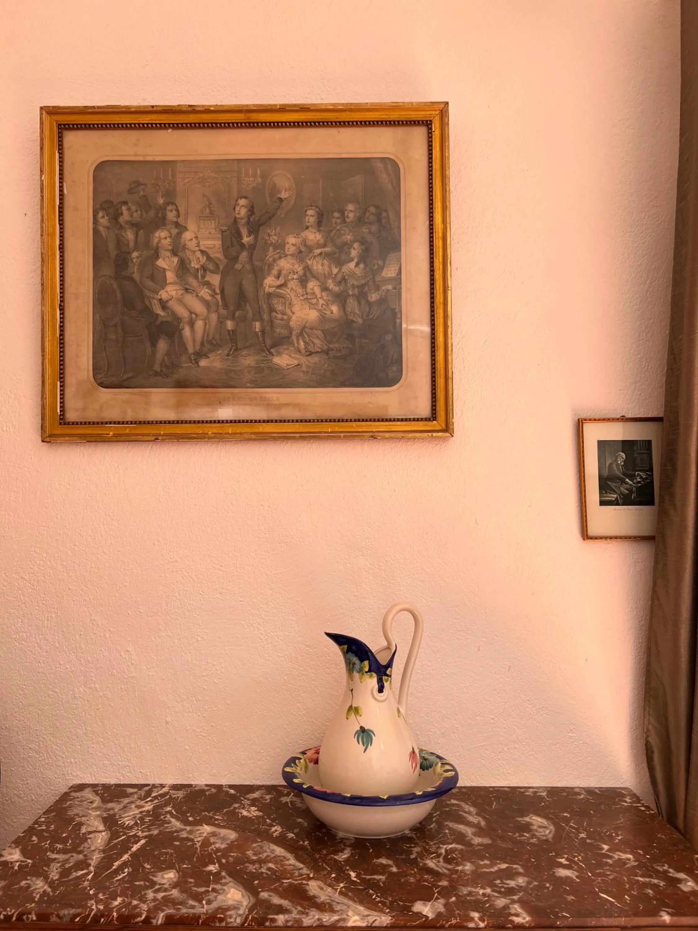 Decorative detail in Casa Musicale