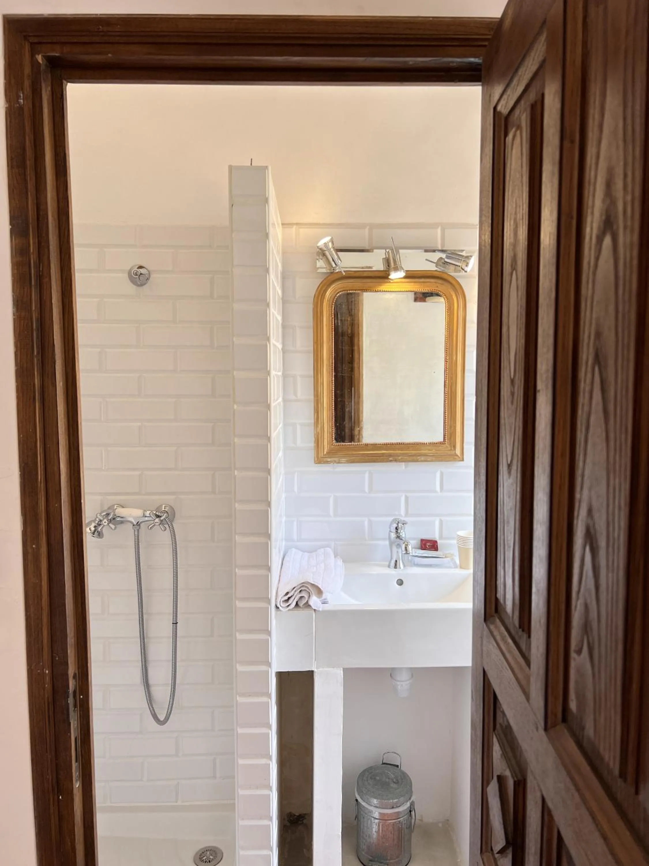 Shower in Casa Musicale