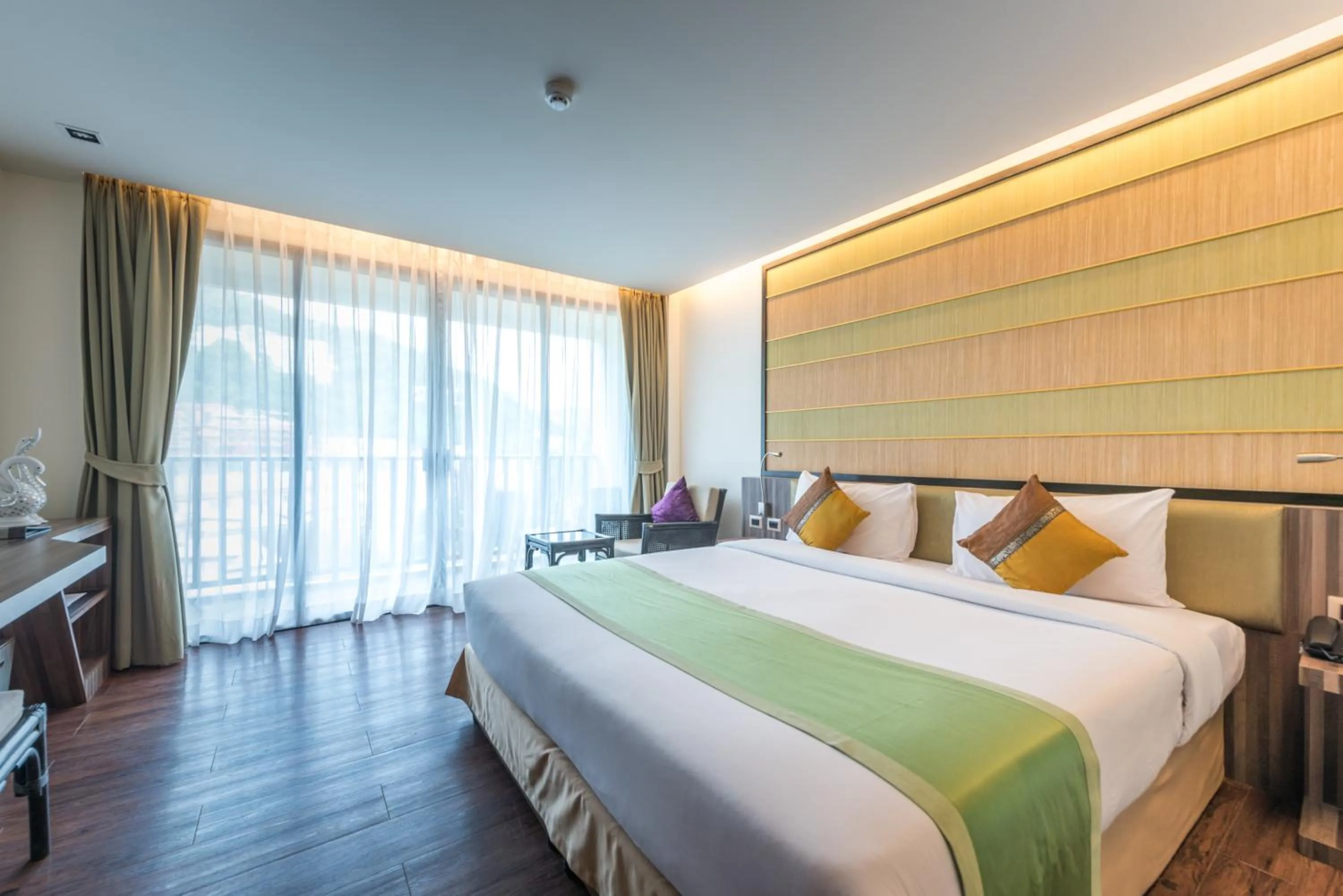 Bedroom, Bed in The Beach Heights Resort SHA Plus