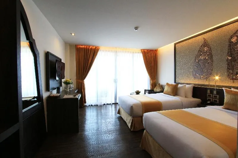 Bed in The Beach Heights Resort SHA Plus