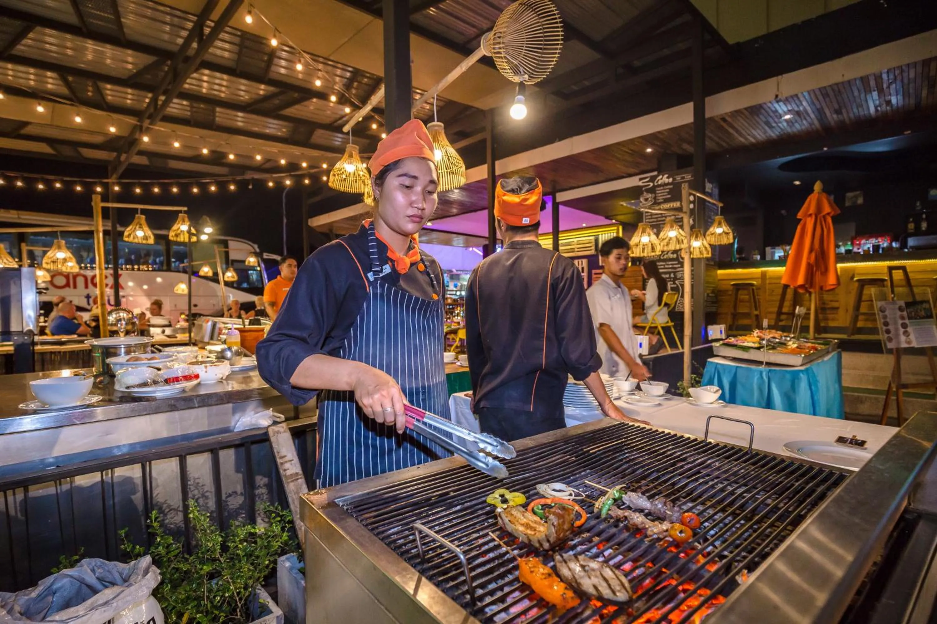 Restaurant/places to eat in The Beach Heights Resort SHA Plus