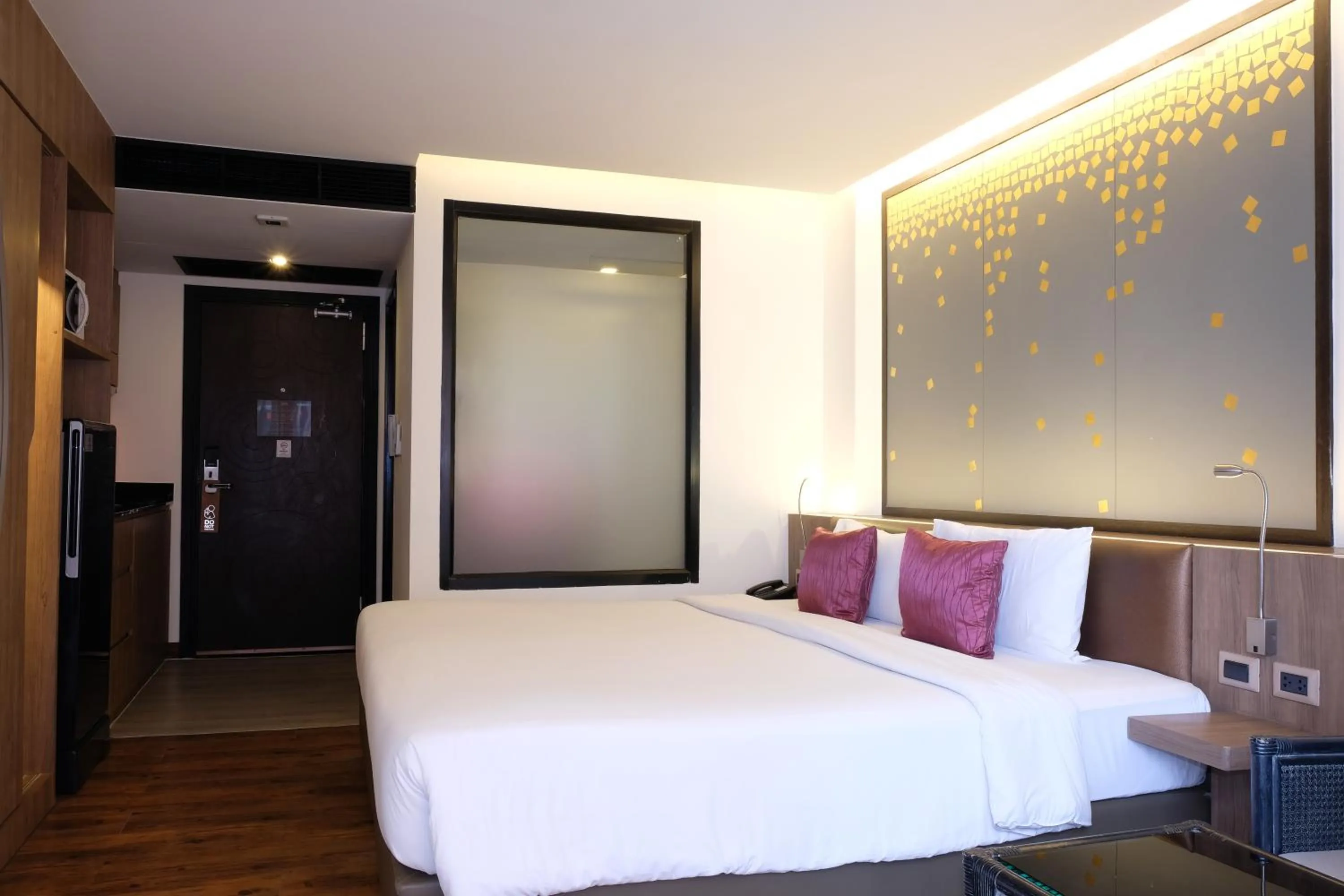 Bedroom, Bed in The Beach Heights Resort SHA Plus