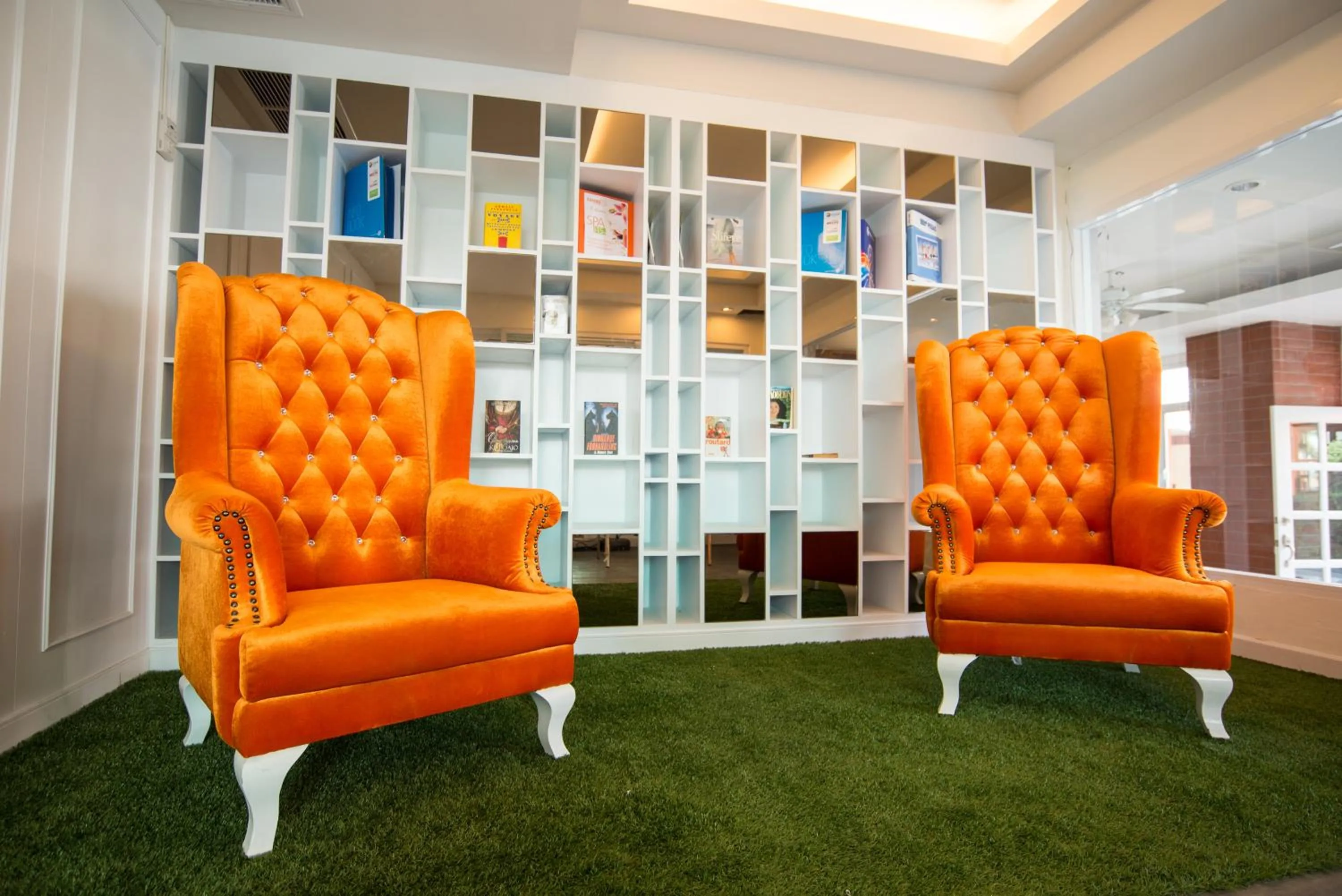 Communal lounge/ TV room in The Beach Heights Resort SHA Plus