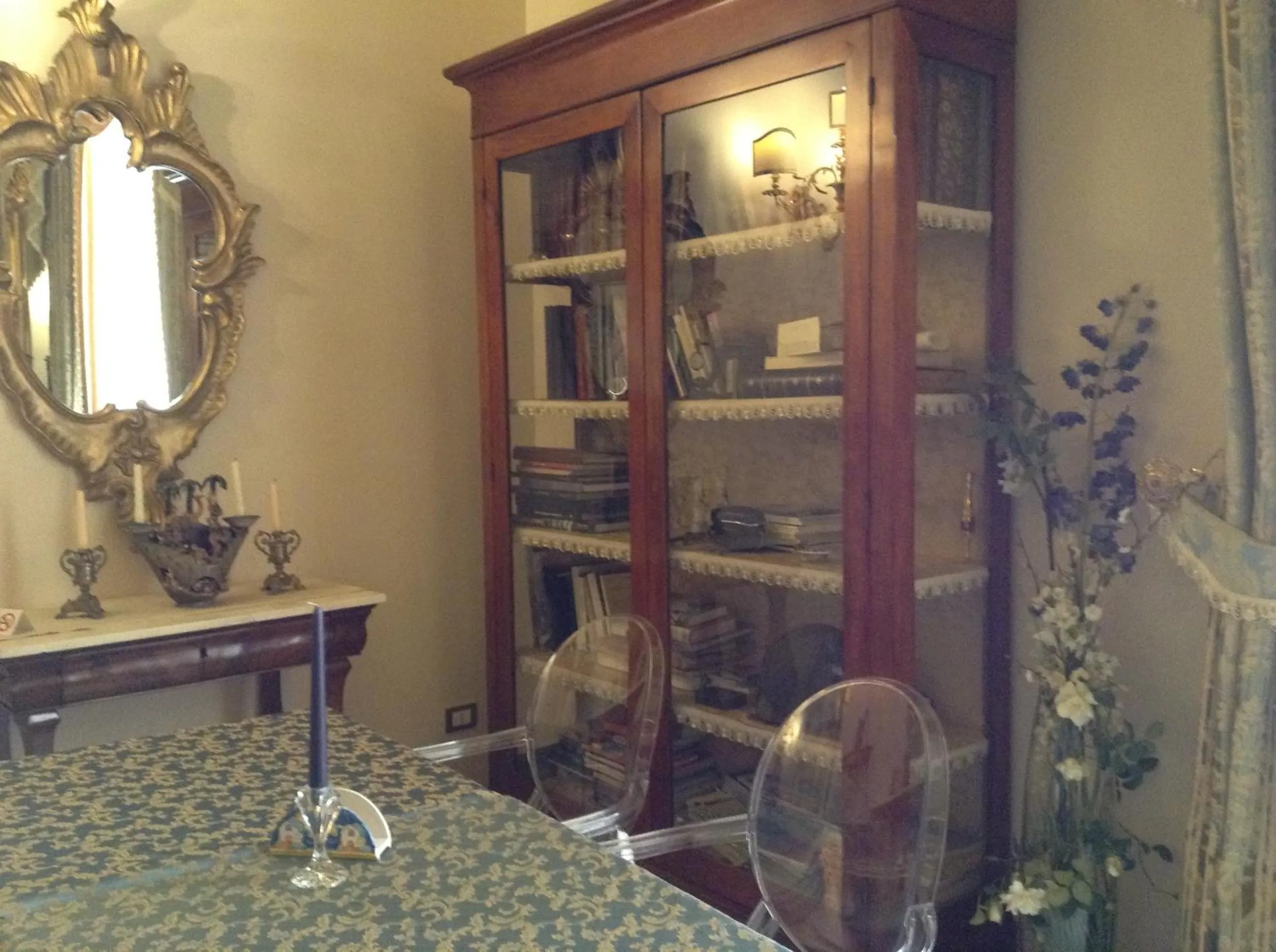 Decorative detail in Hotel Floridiana