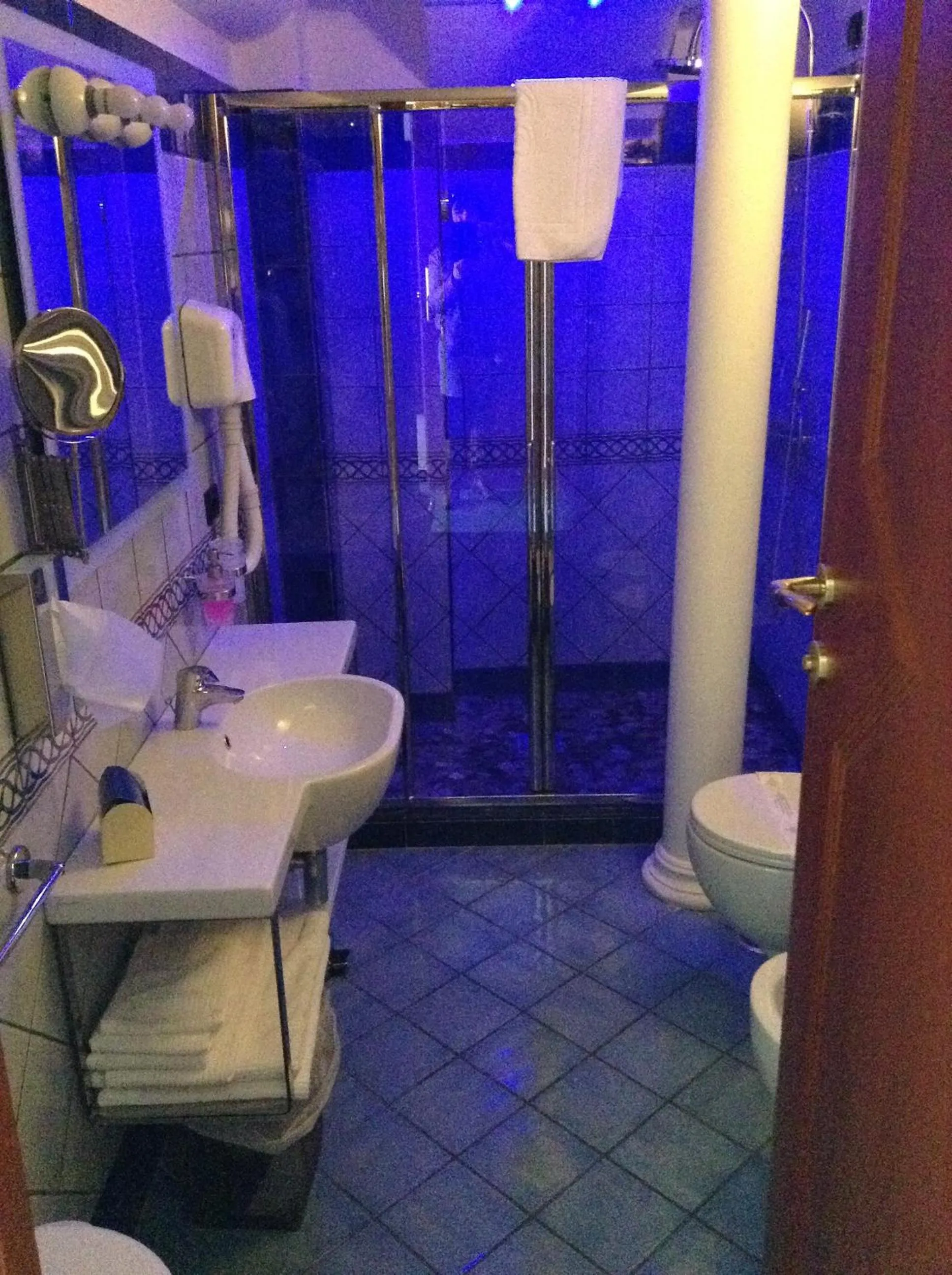 Bathroom in Hotel Floridiana