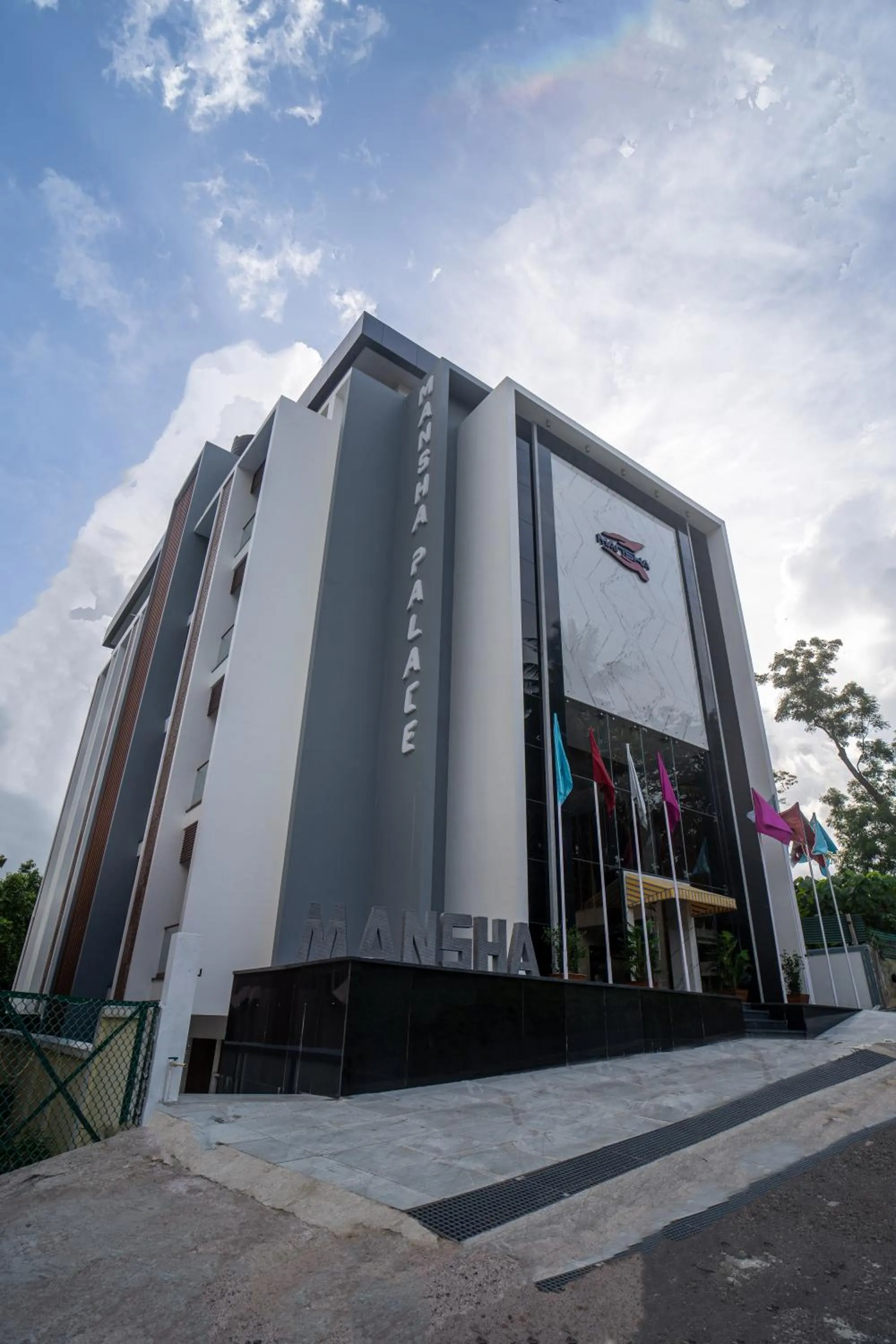 Property building in Mansha Palace