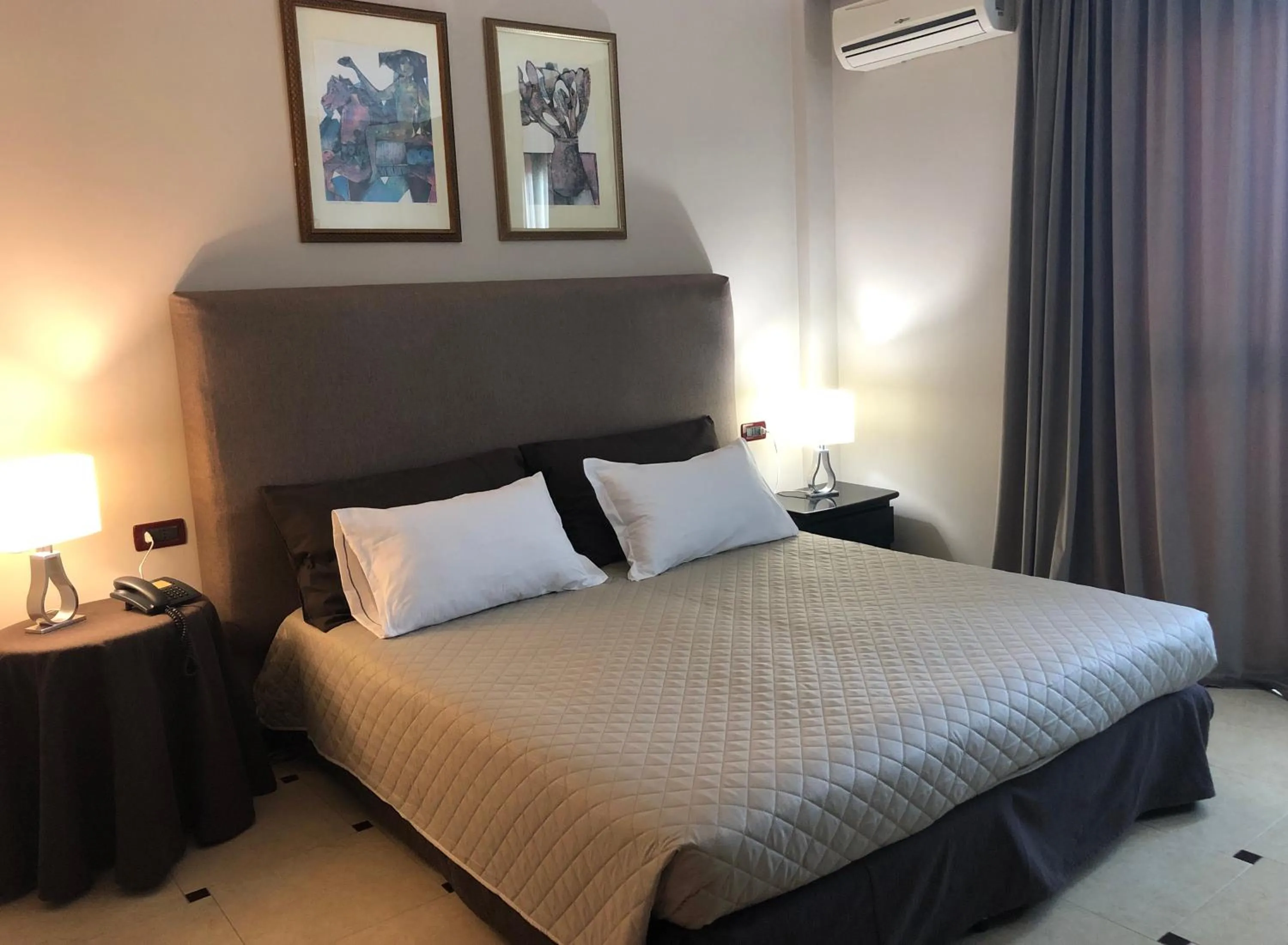 Photo of the whole room, Bed in Domizia Palace Hotel