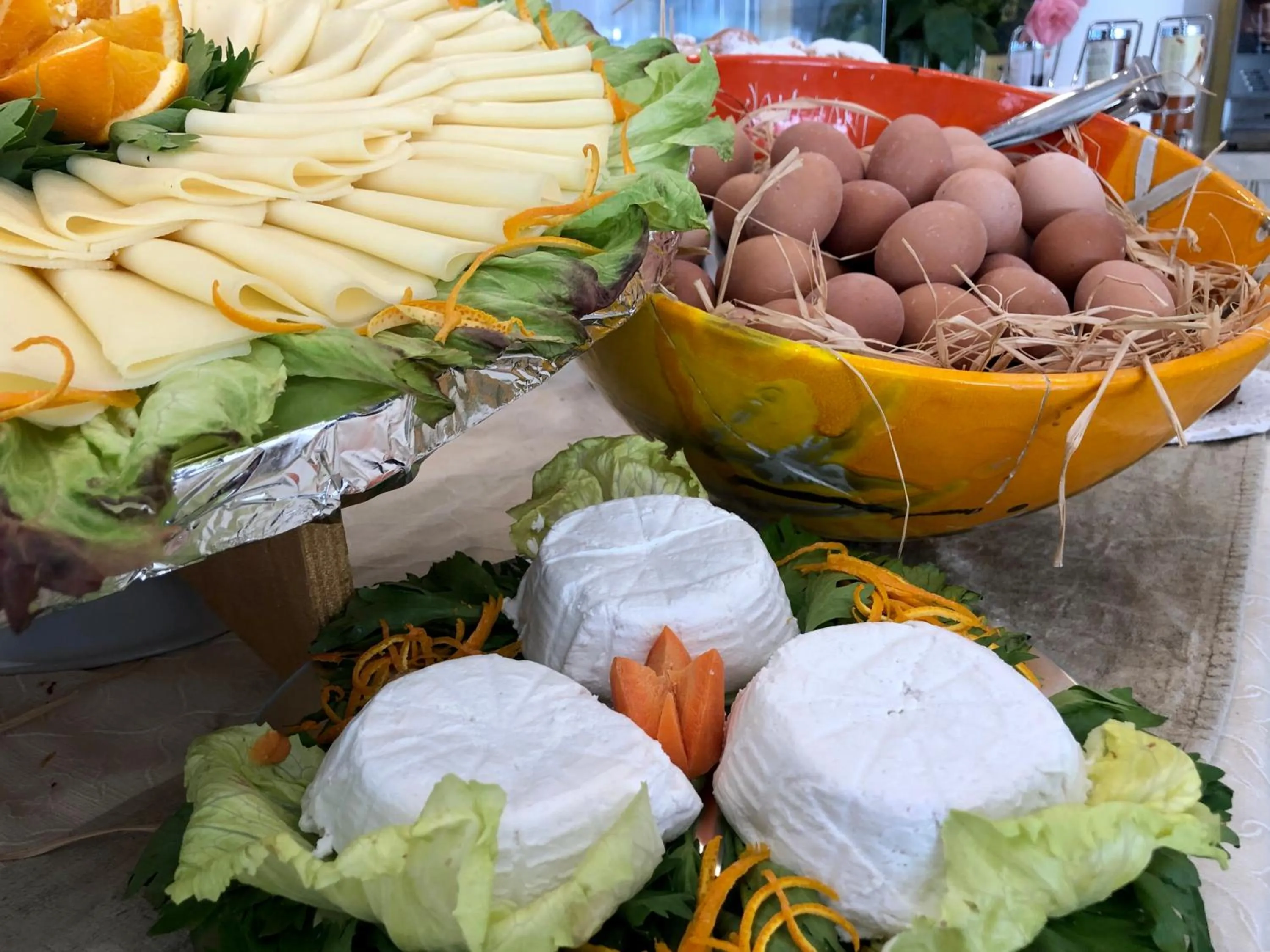 Buffet breakfast in Domizia Palace Hotel