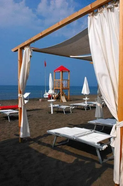 Patio in Domizia Palace Hotel