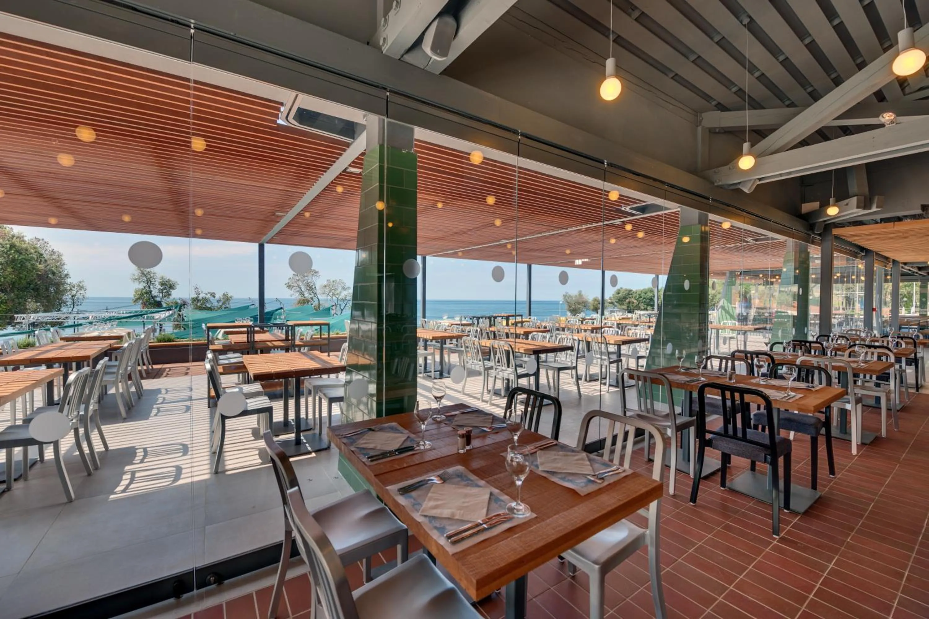 Restaurant/places to eat in Maistra Camping Amarin Glamping