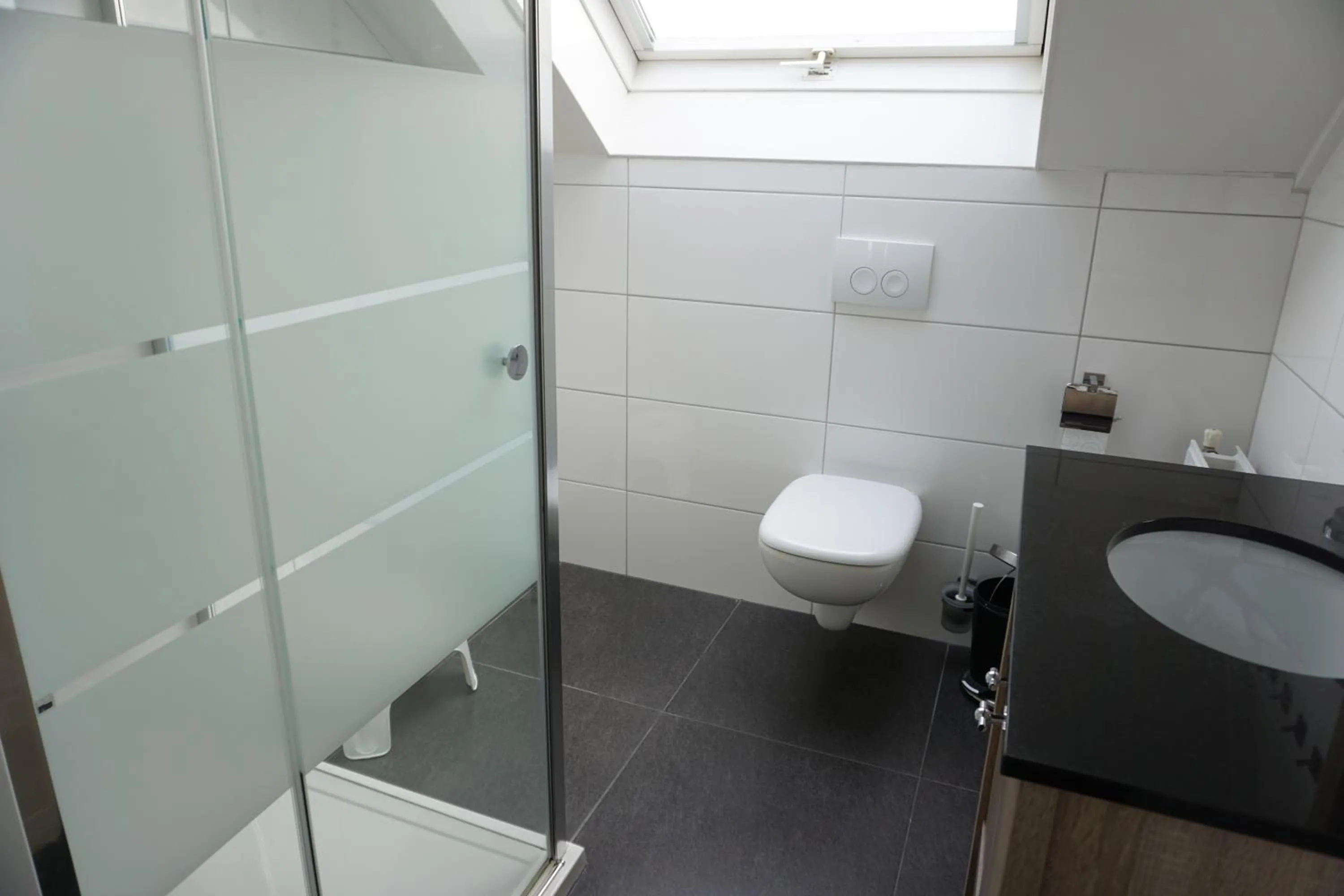 Shower in Kustverhuur, Vakantiepark Fort Soleil 36