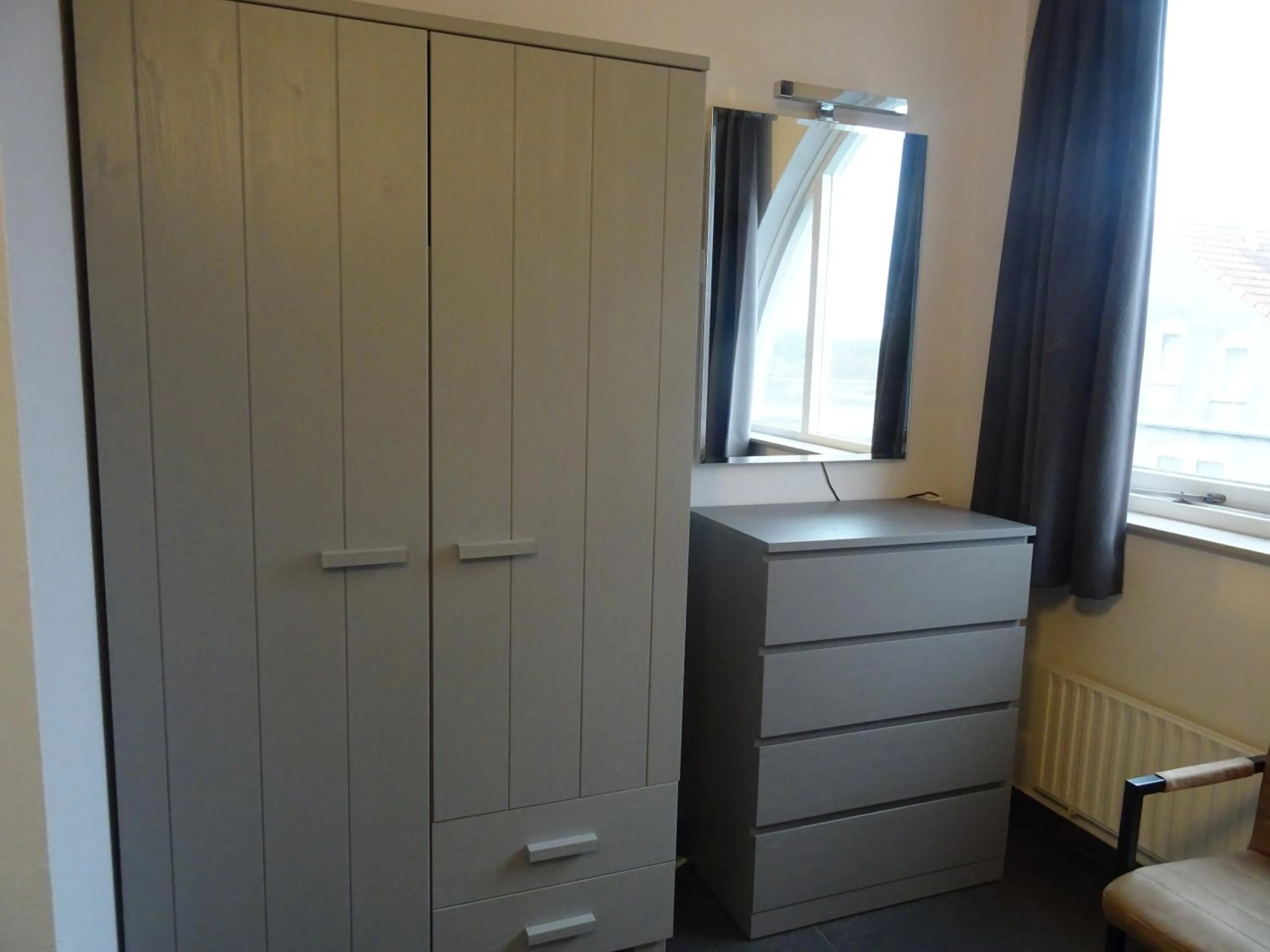 Bedroom in Kustverhuur, Vakantiepark Fort Soleil 36