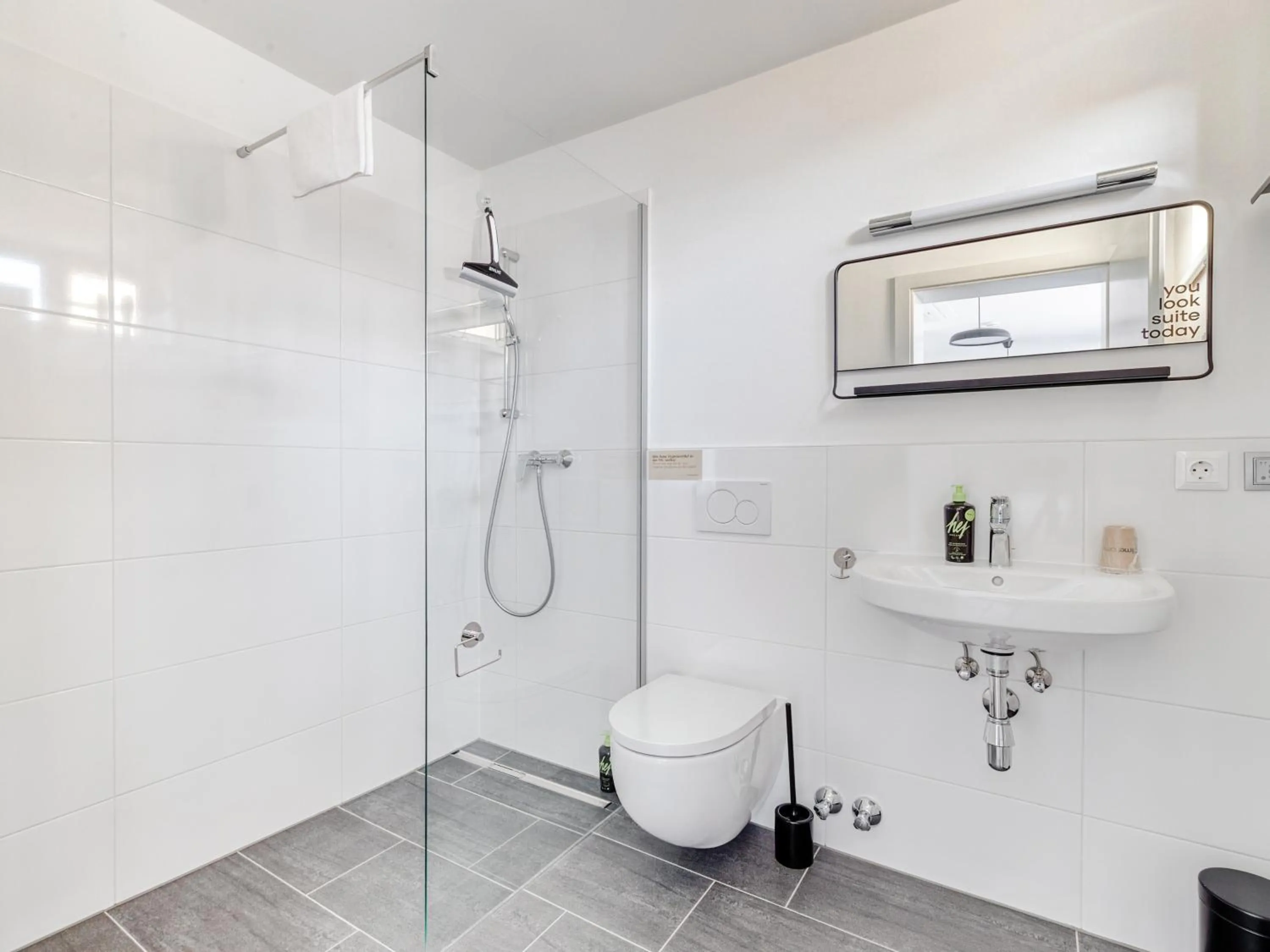 Bathroom in Limehome Klagenfurt Karfreitstraße