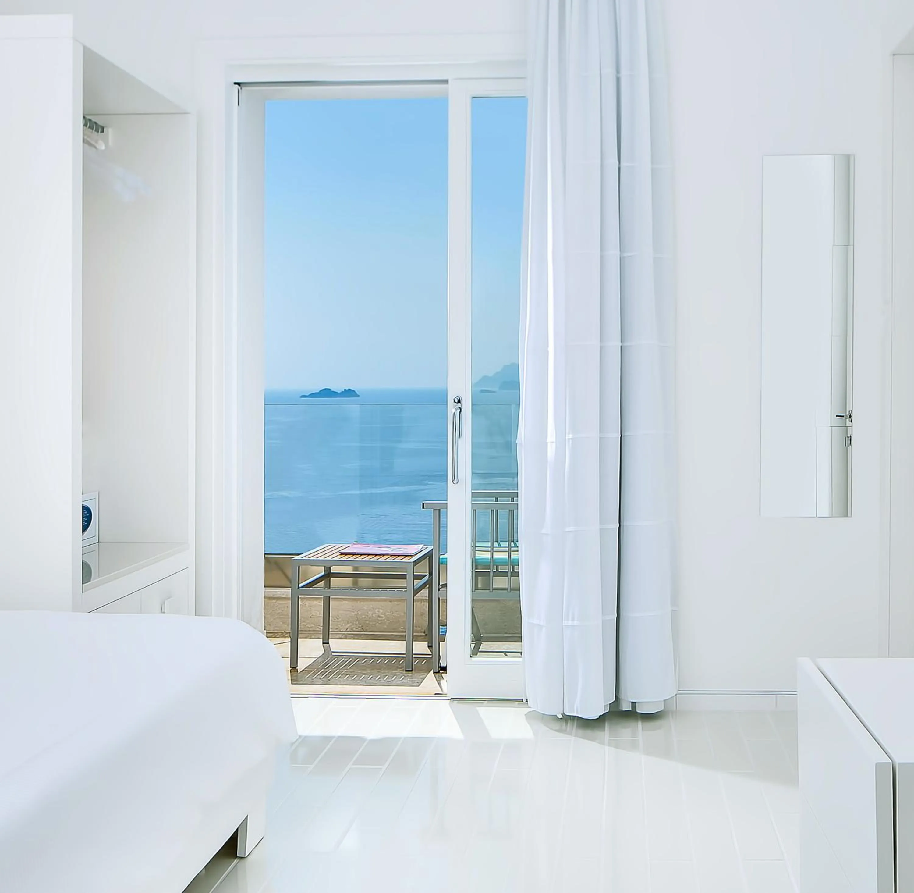 Sea view, Bed in Casa Angelina