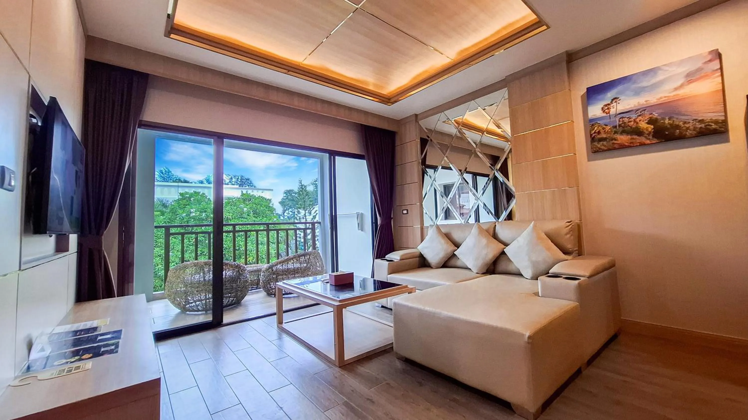 Garden, Bed in Quality Beach Resorts and Spa Patong