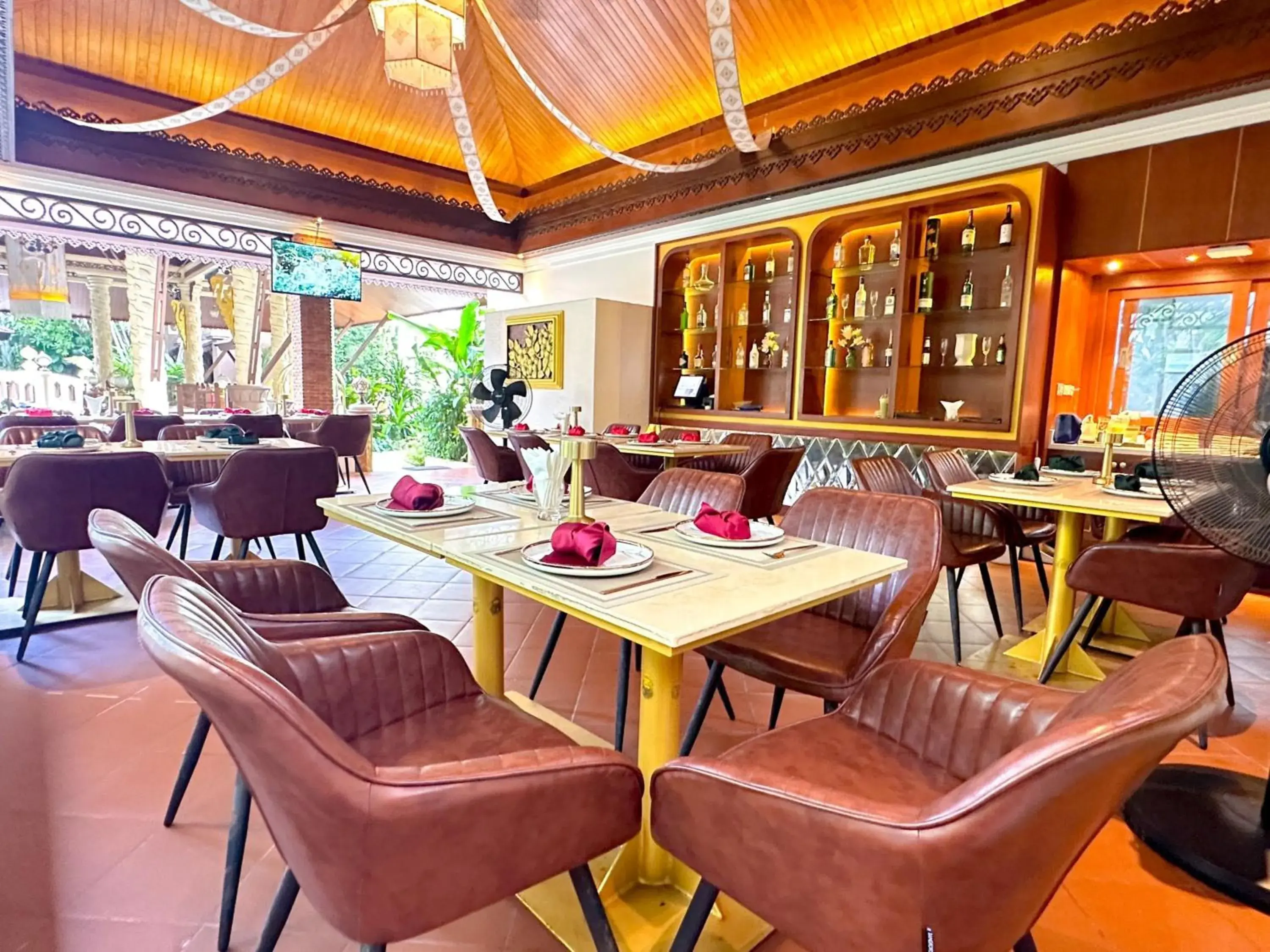 Restaurant/places to eat in Quality Beach Resorts and Spa Patong Restaurant/places to eat in Quality Beach Resorts and Spa Patong