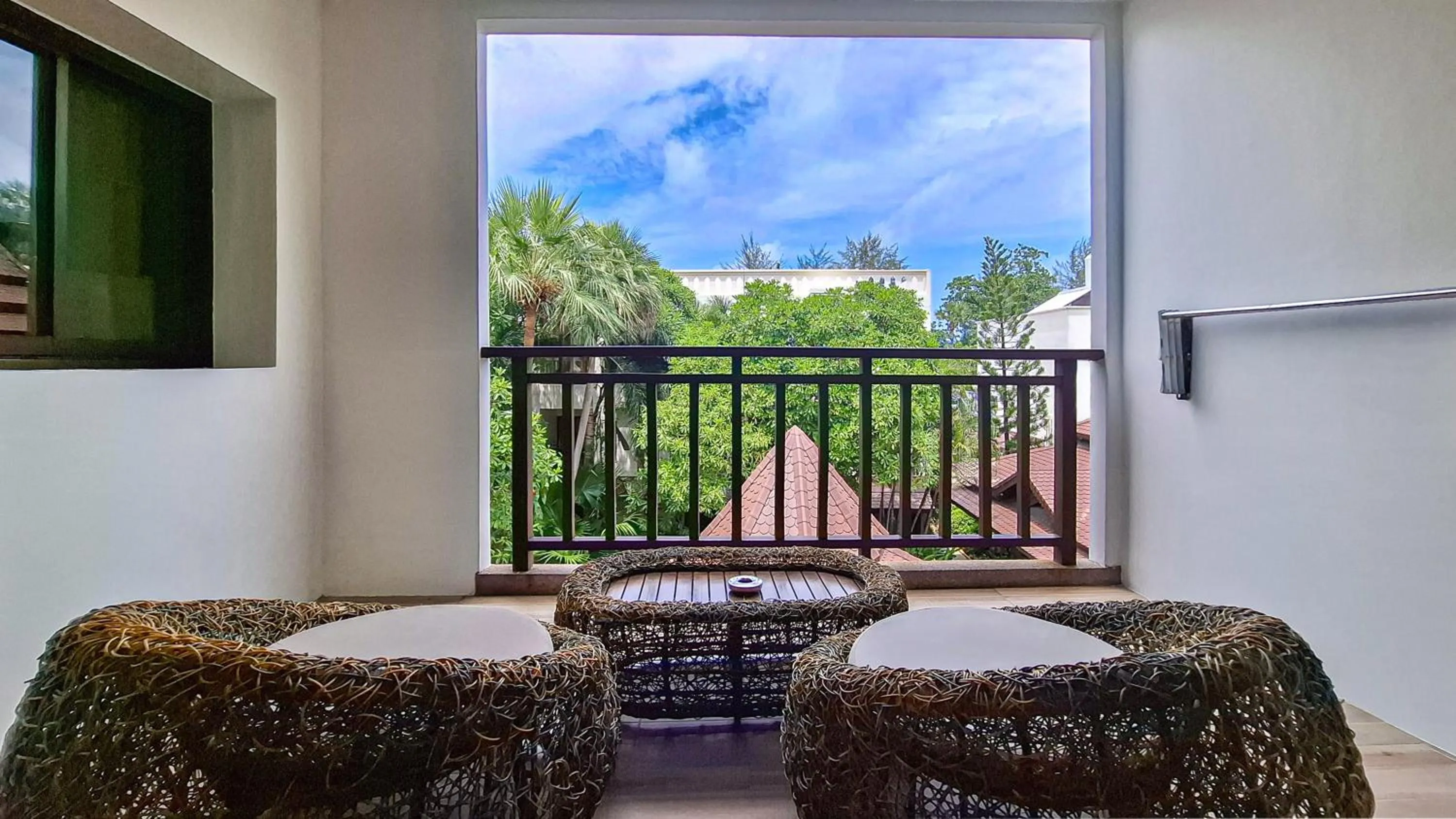 Day in Quality Beach Resorts and Spa Patong