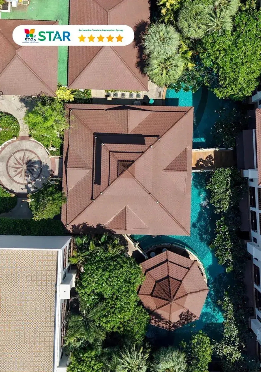 Property building in Quality Beach Resorts and Spa Patong Property building in Quality Beach Resorts and Spa Patong