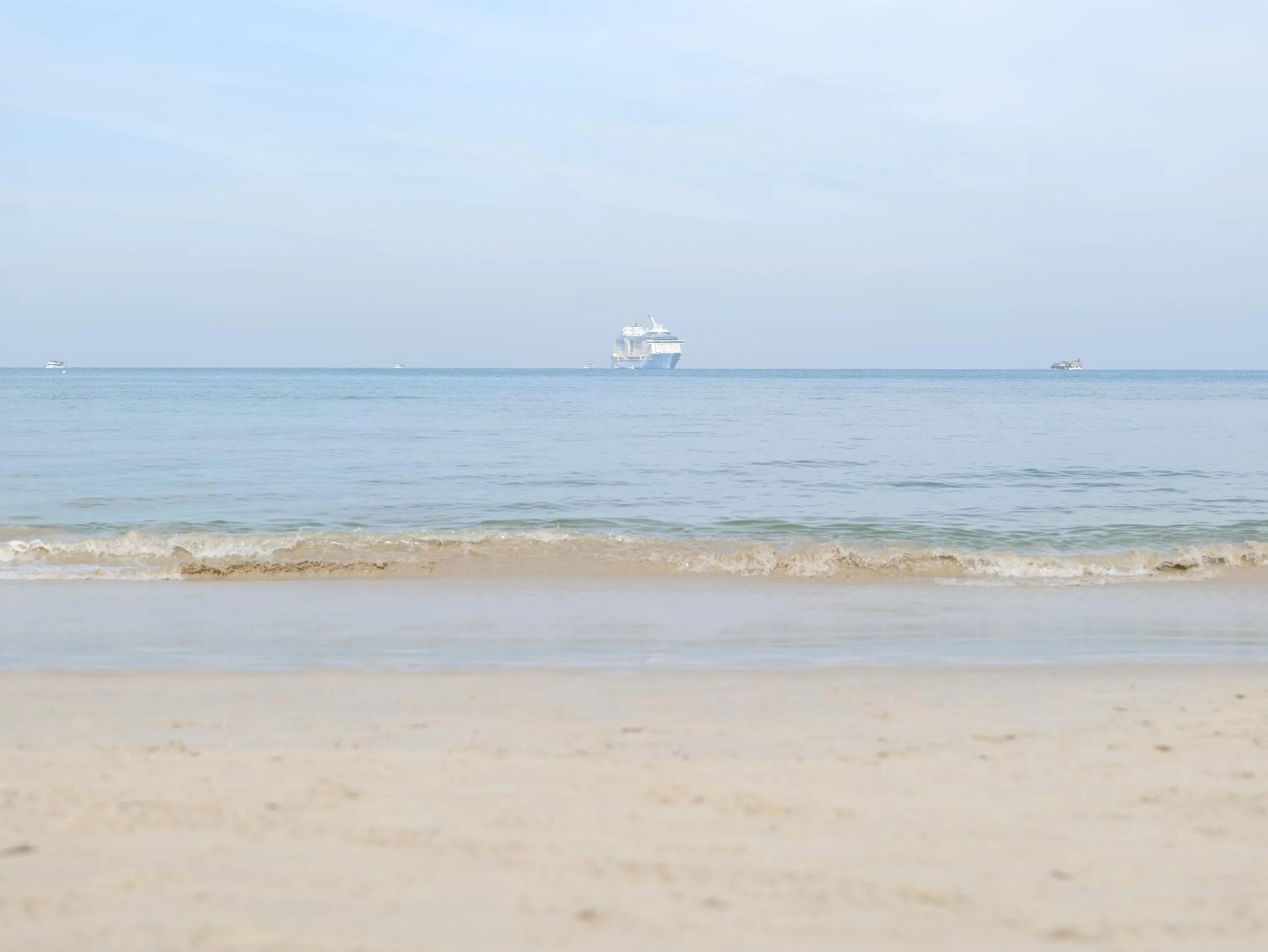 Day in Quality Beach Resorts and Spa Patong