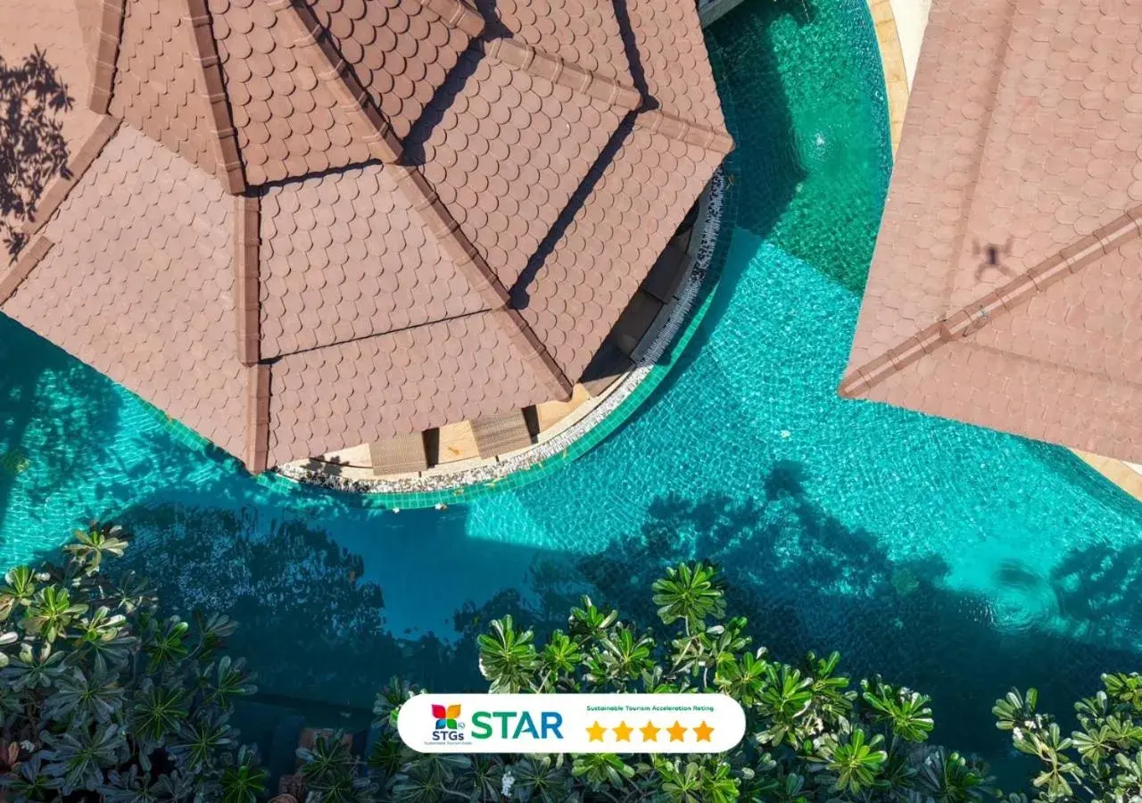 Property building in Quality Beach Resorts and Spa Patong Property building in Quality Beach Resorts and Spa Patong