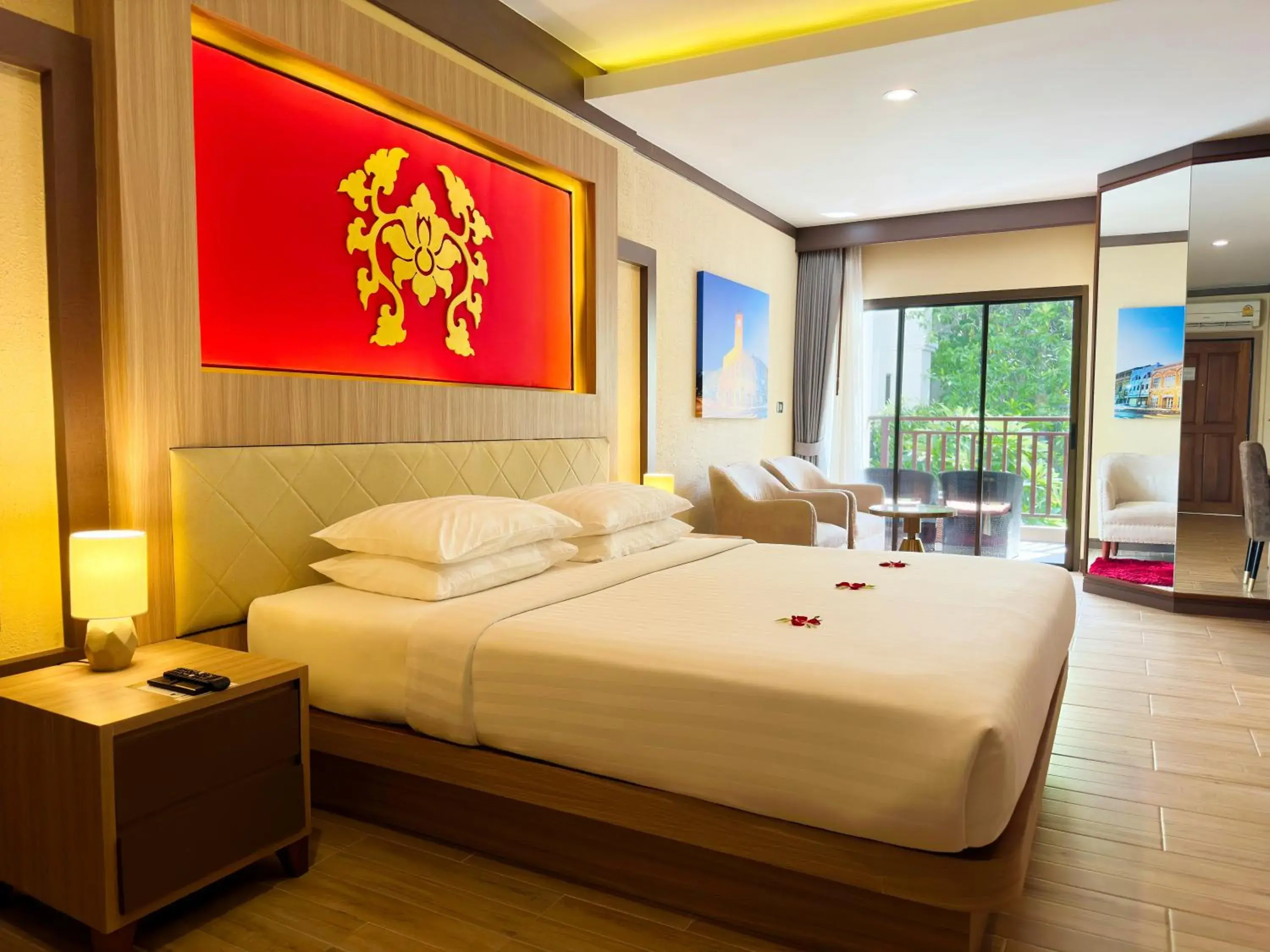 View (from property/room), Bed in Quality Beach Resorts and Spa Patong View (from property/room), Bed in Quality Beach Resorts and Spa Patong